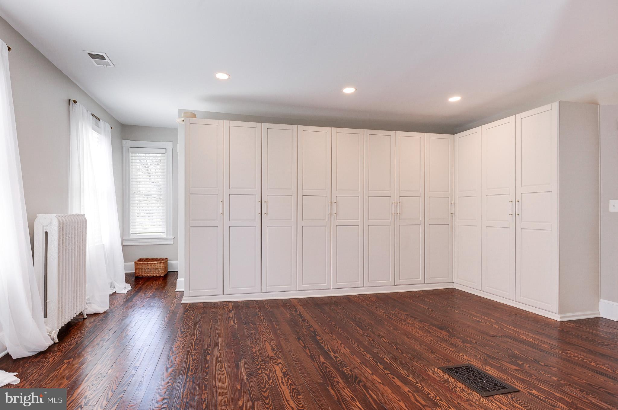 PAEONIAN SPRINGS - Residential