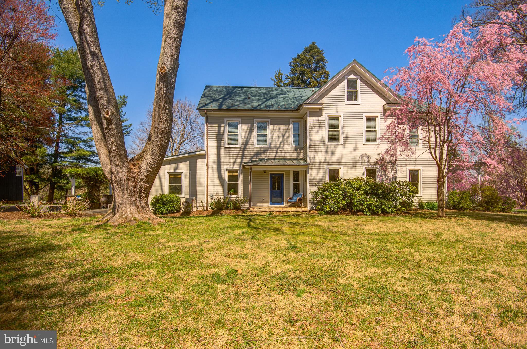 PAEONIAN SPRINGS - Residential