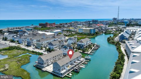 Condo For Sale - 121 70th Street #4<br/> OCEAN CITY, MD 21842