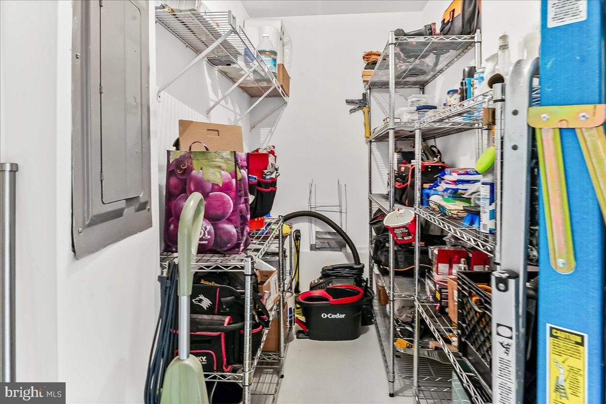 RUNNYMEADE FARMS - Residential