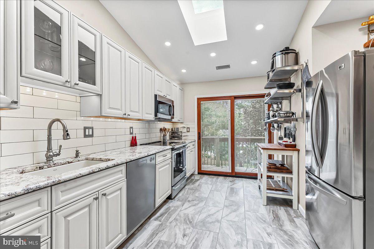 RUNNYMEADE FARMS - Residential