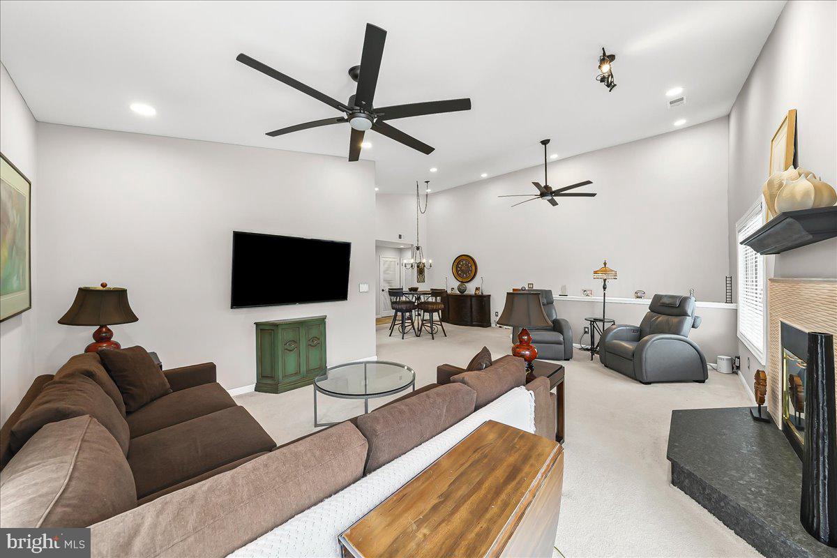 RUNNYMEADE FARMS - Residential