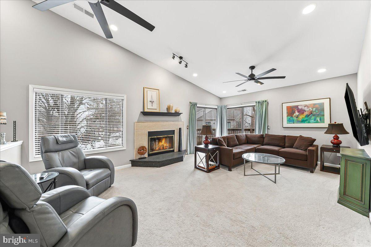 RUNNYMEADE FARMS - Residential