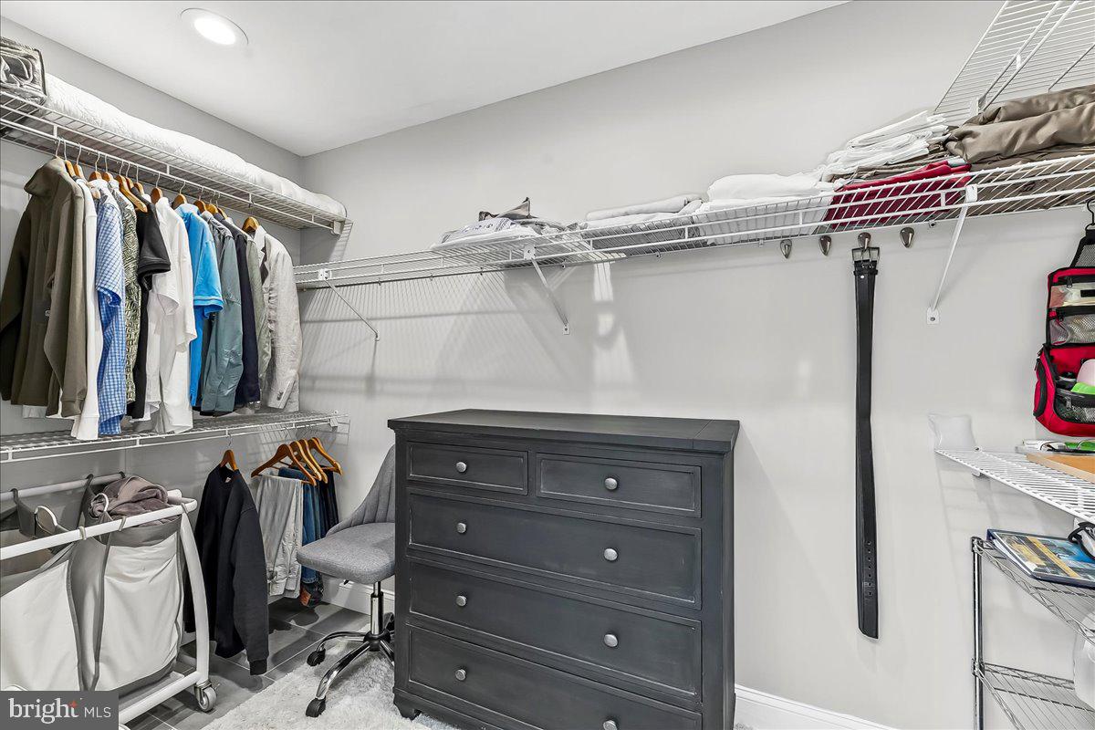 RUNNYMEADE FARMS - Residential