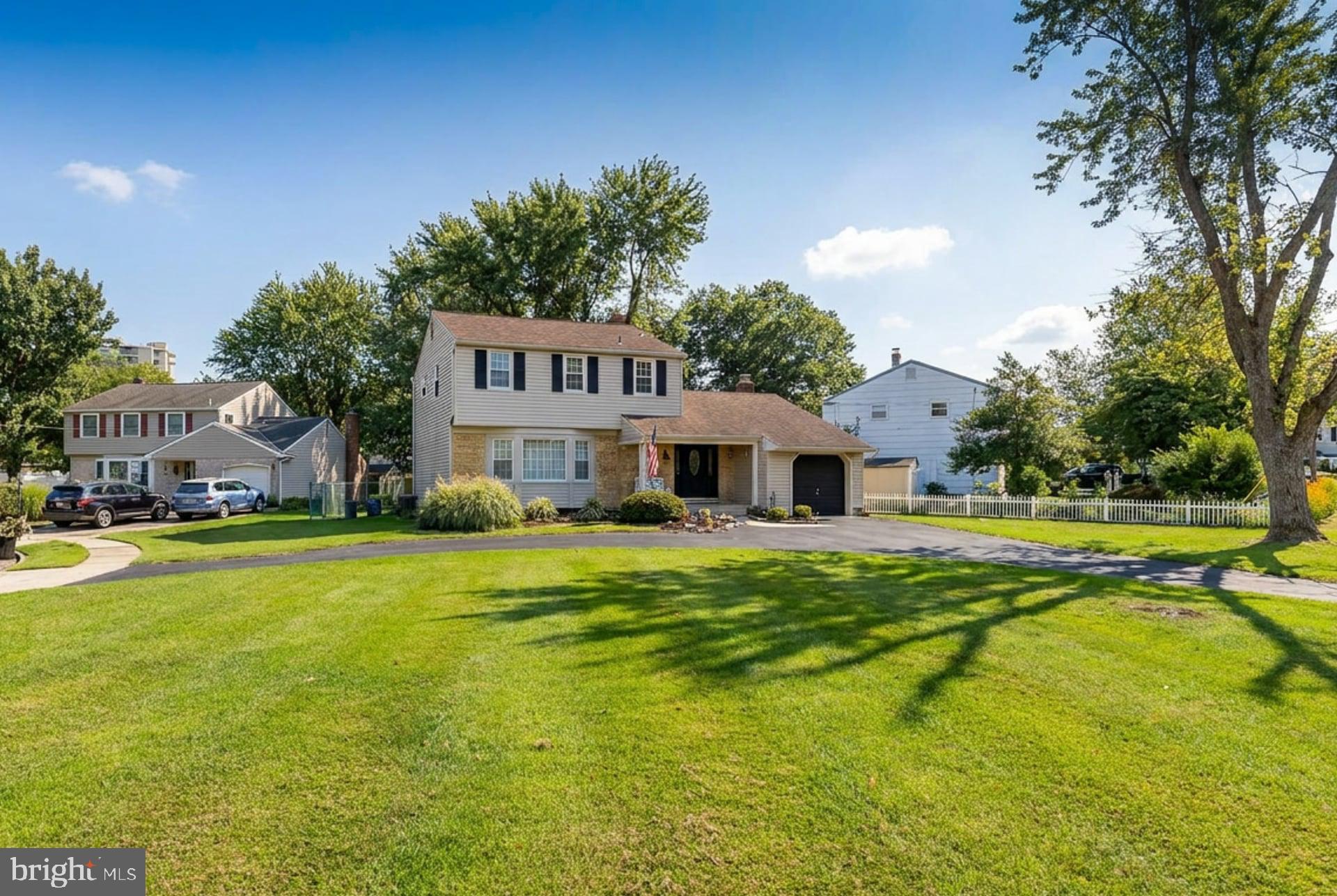 323 WINDSOR DRIVE