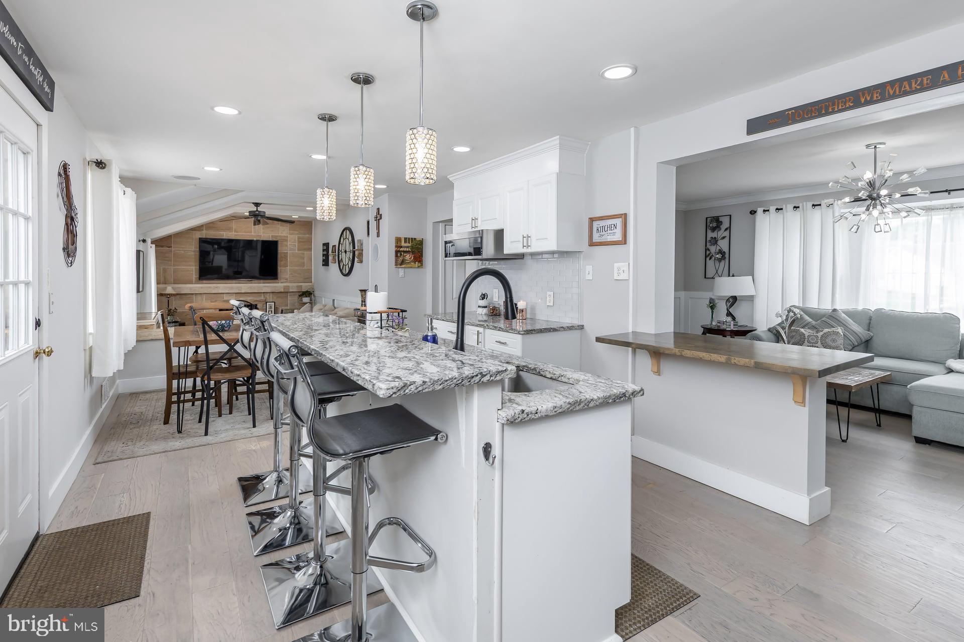 323 WINDSOR DRIVE