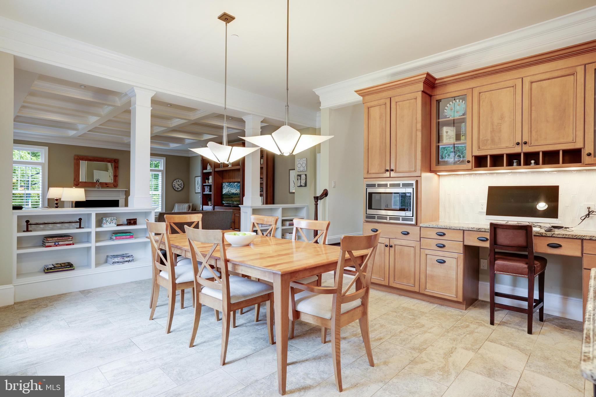 LUXMANOR - Residential