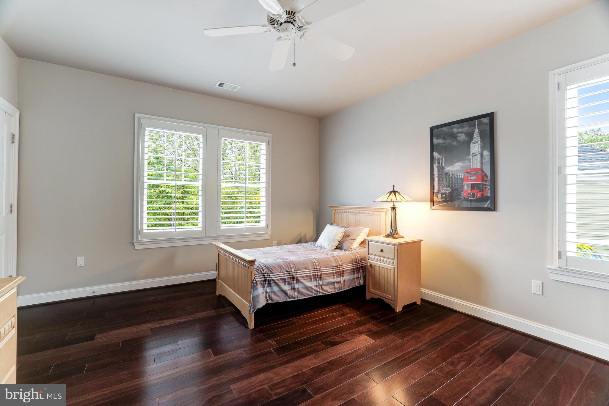 LUXMANOR - Residential