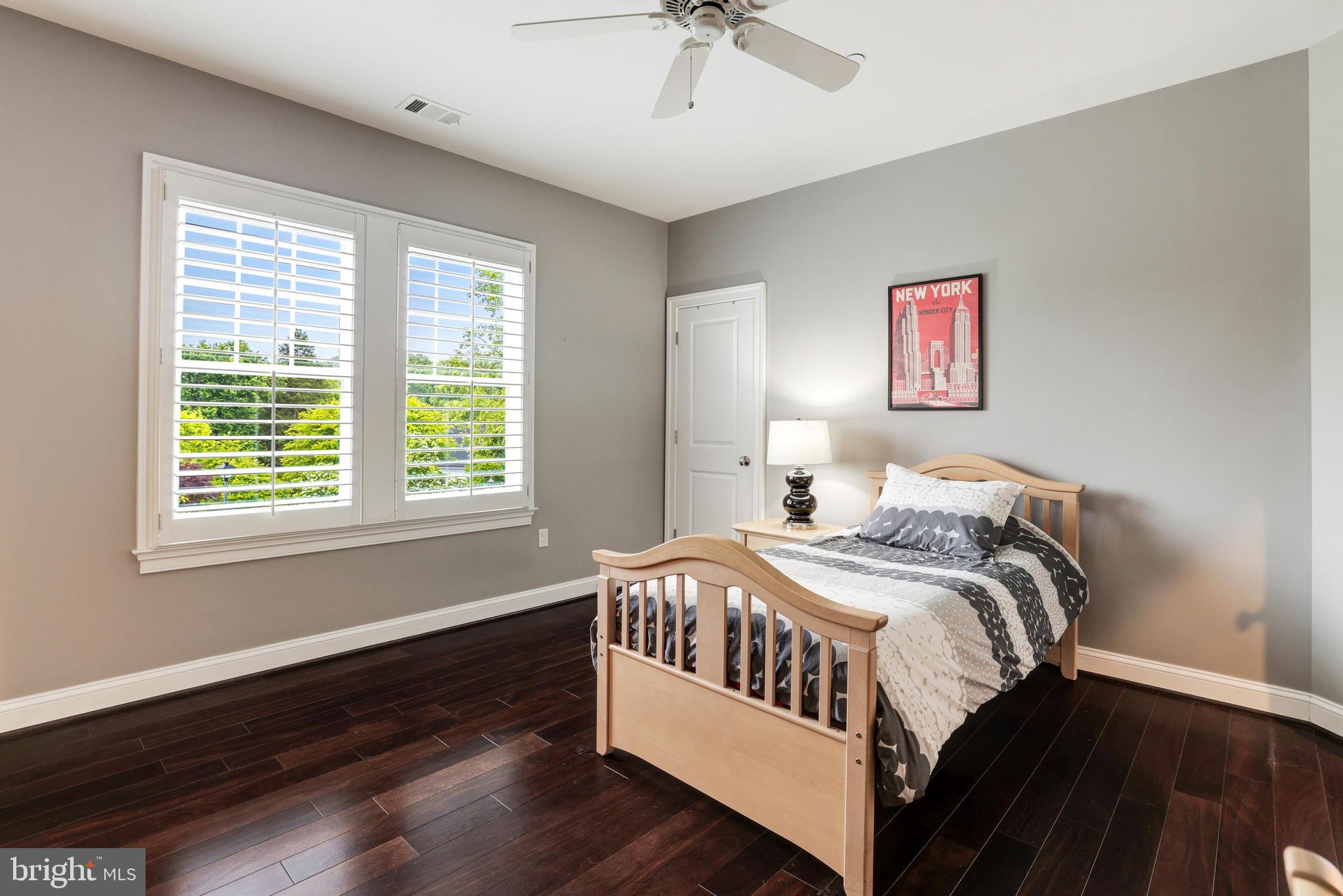 LUXMANOR - Residential