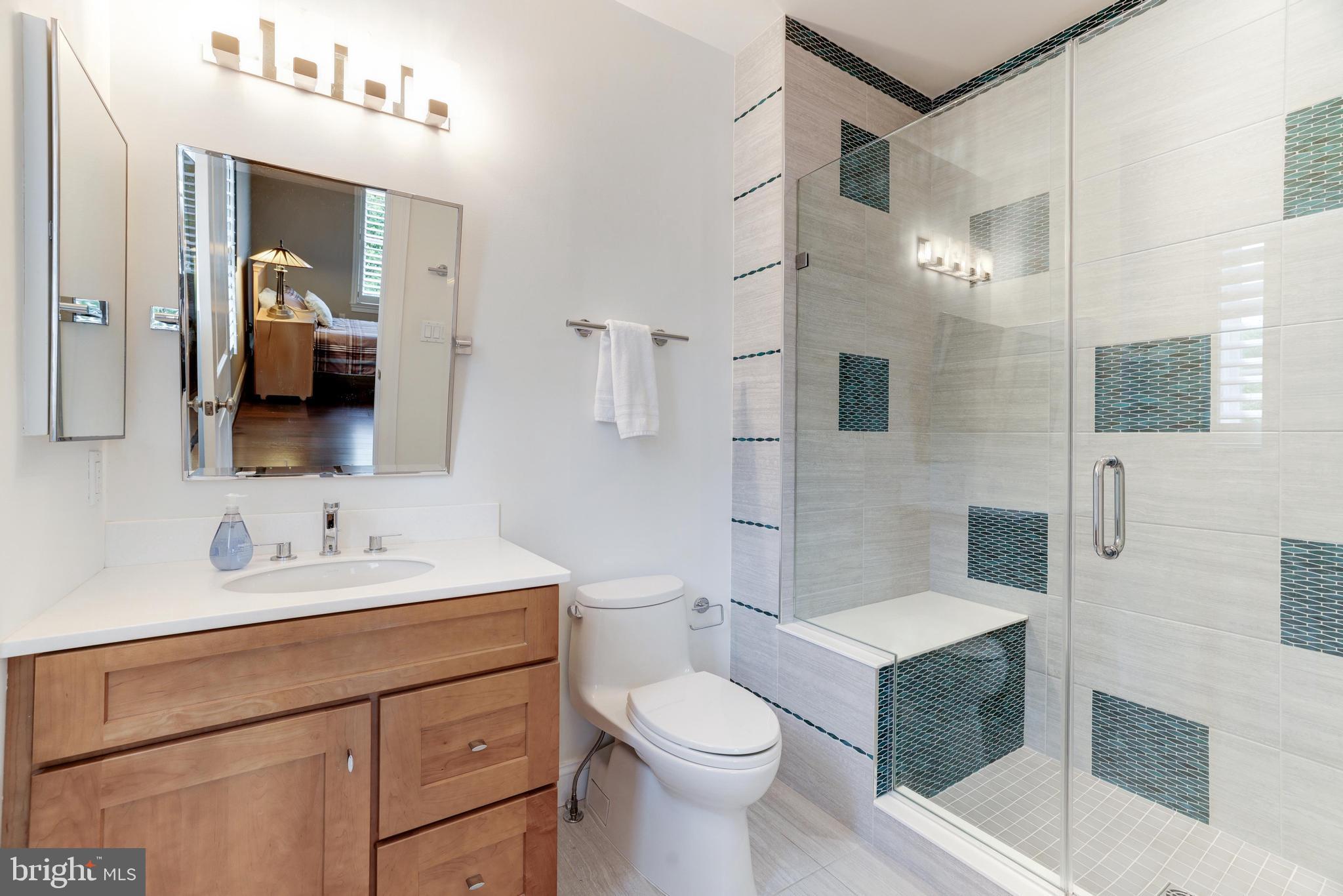 LUXMANOR - Residential