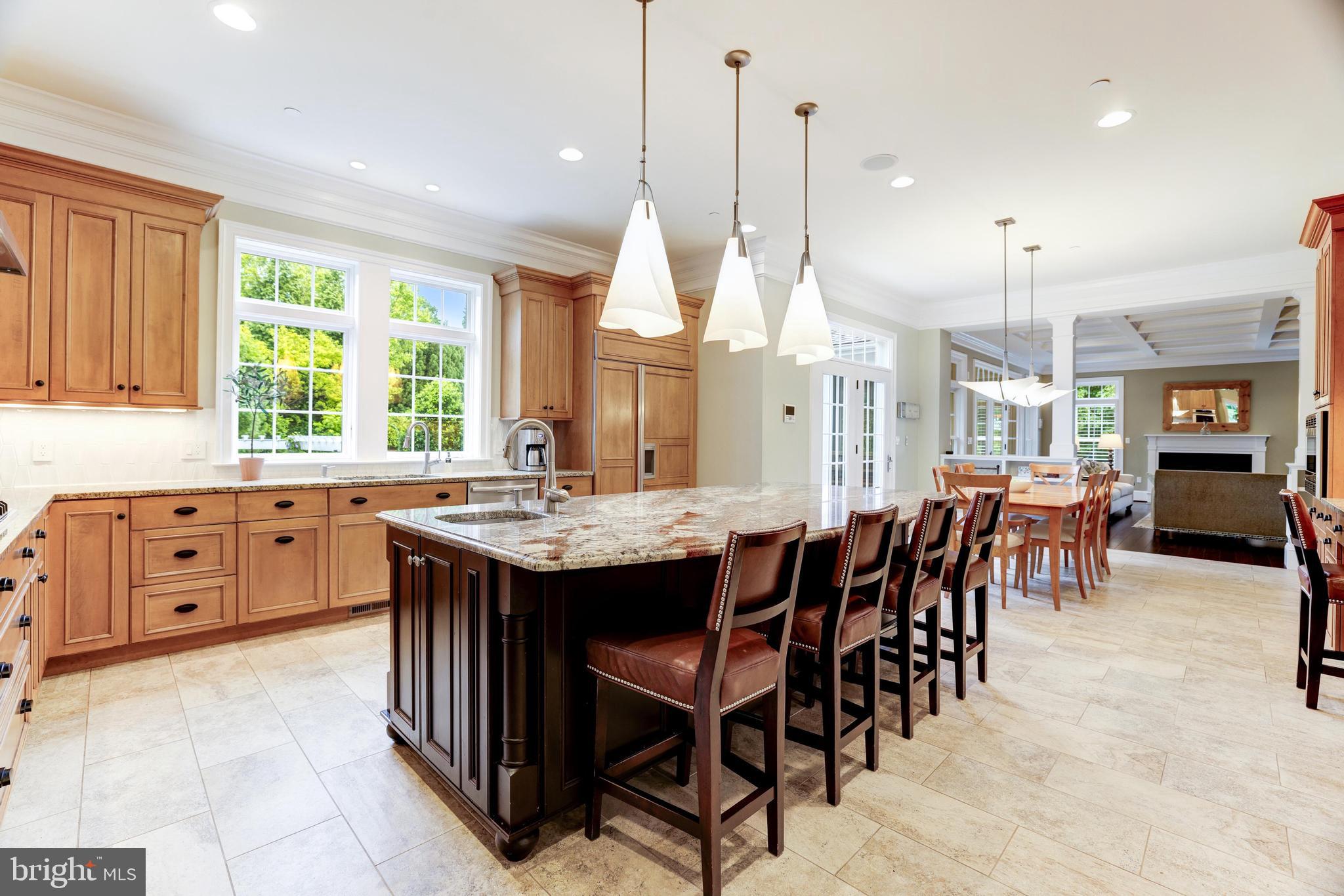 LUXMANOR - Residential