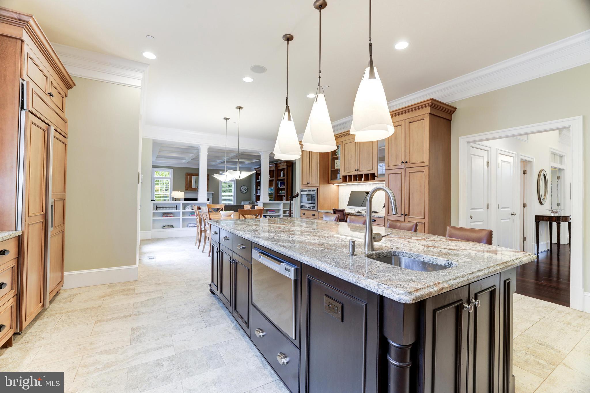 LUXMANOR - Residential