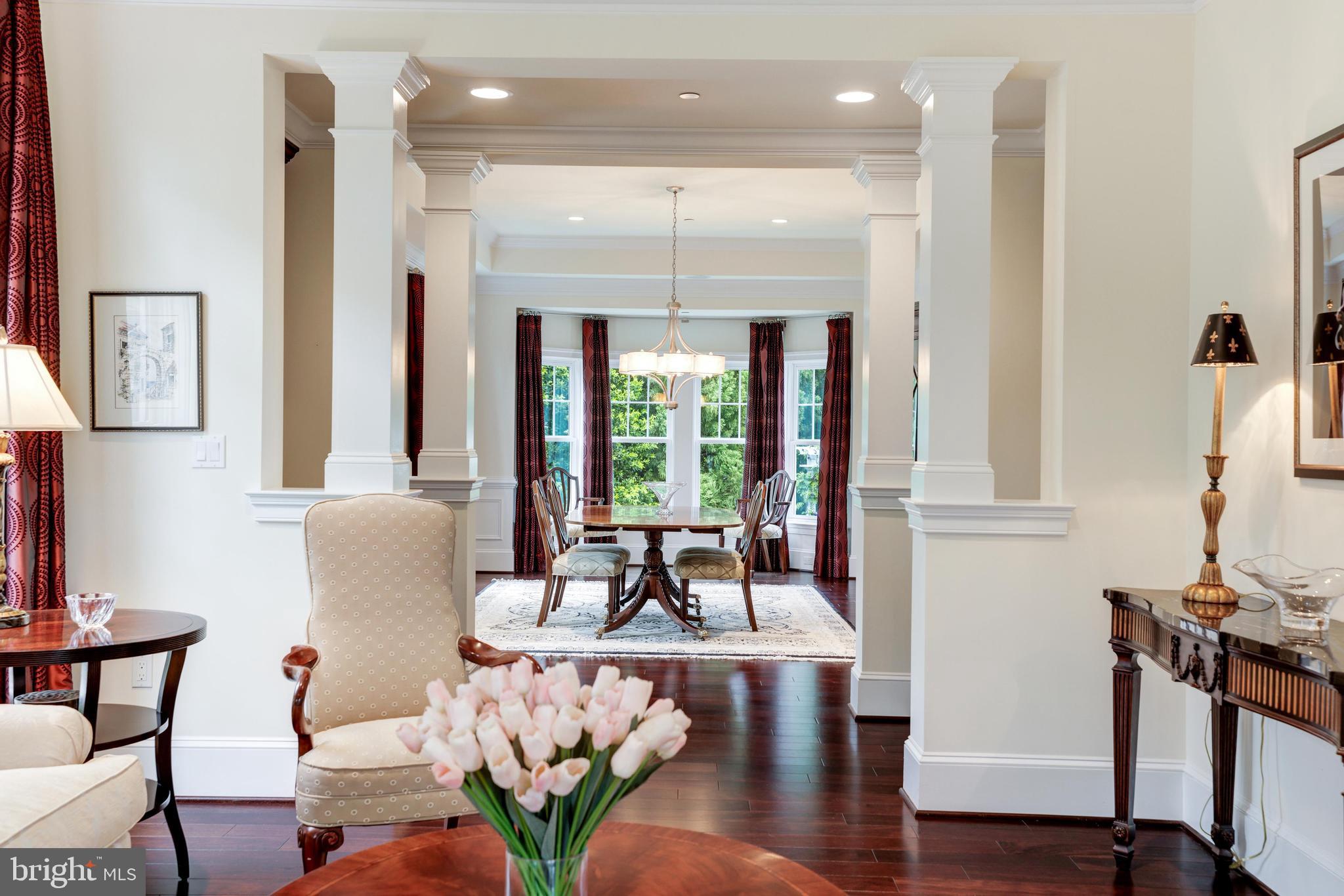 LUXMANOR - Residential