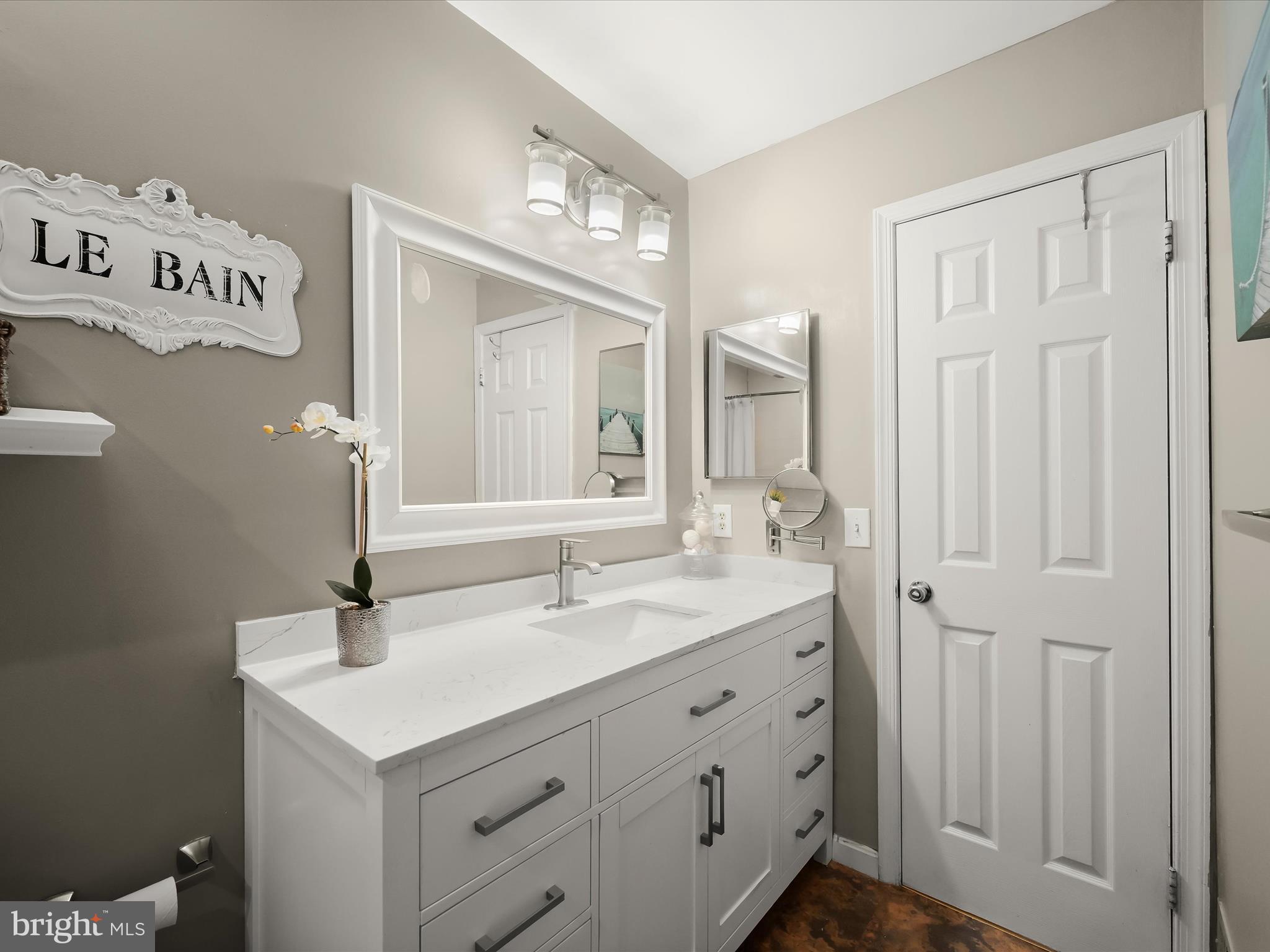 GLENSHIRE TOWNE - Residential