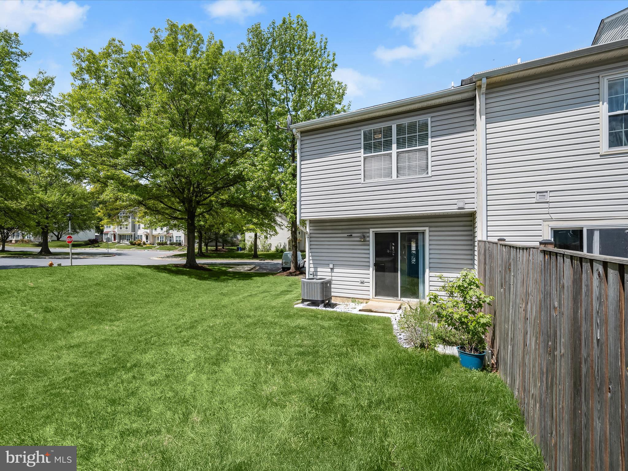 GLENSHIRE TOWNE - Residential