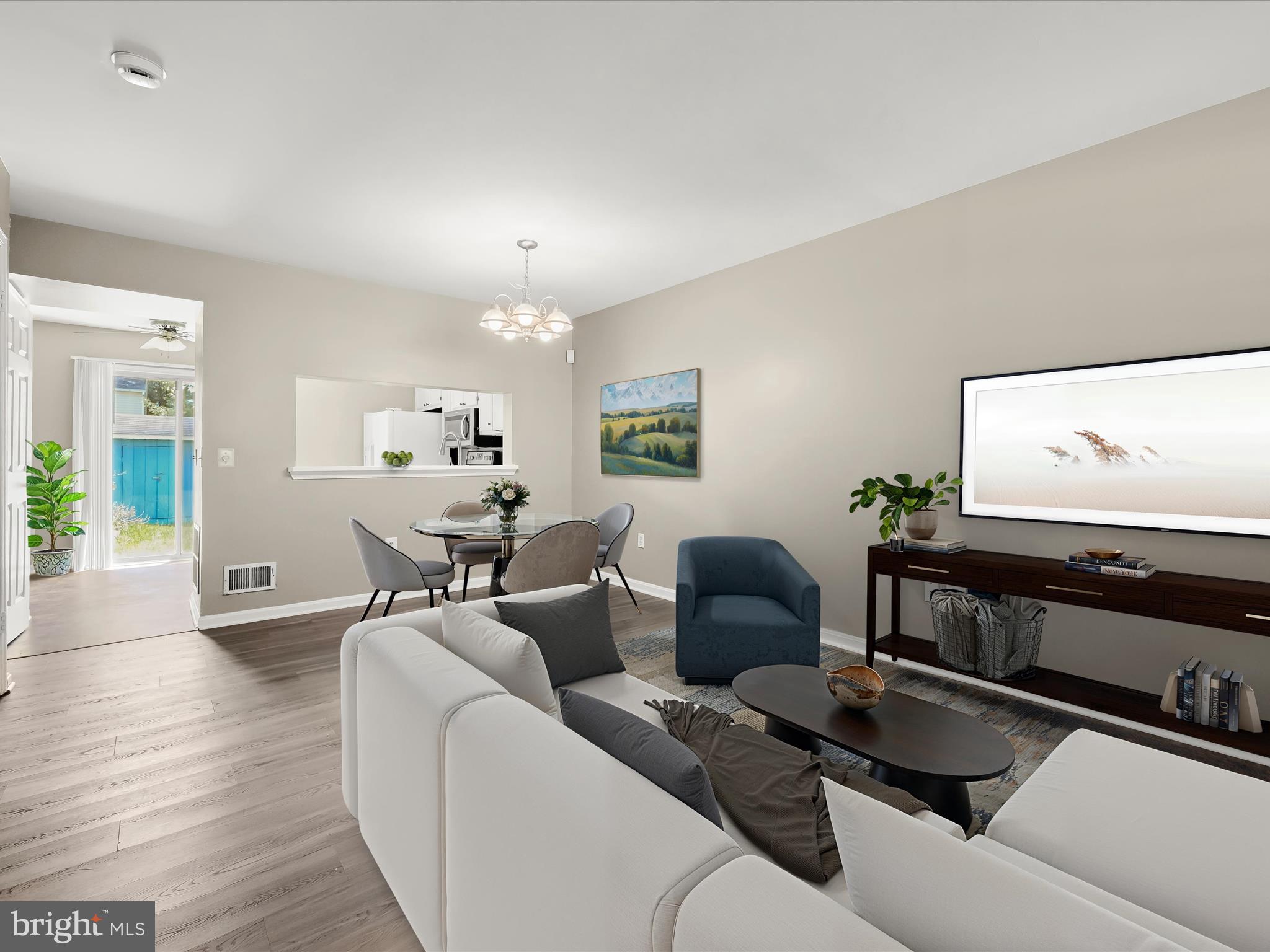 GLENSHIRE TOWNE - Residential