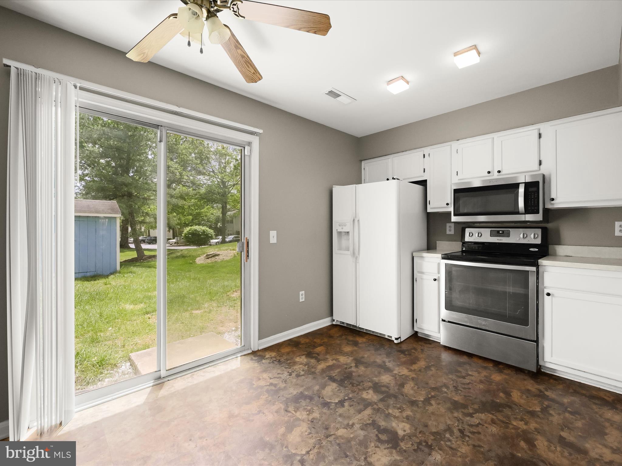 GLENSHIRE TOWNE - Residential