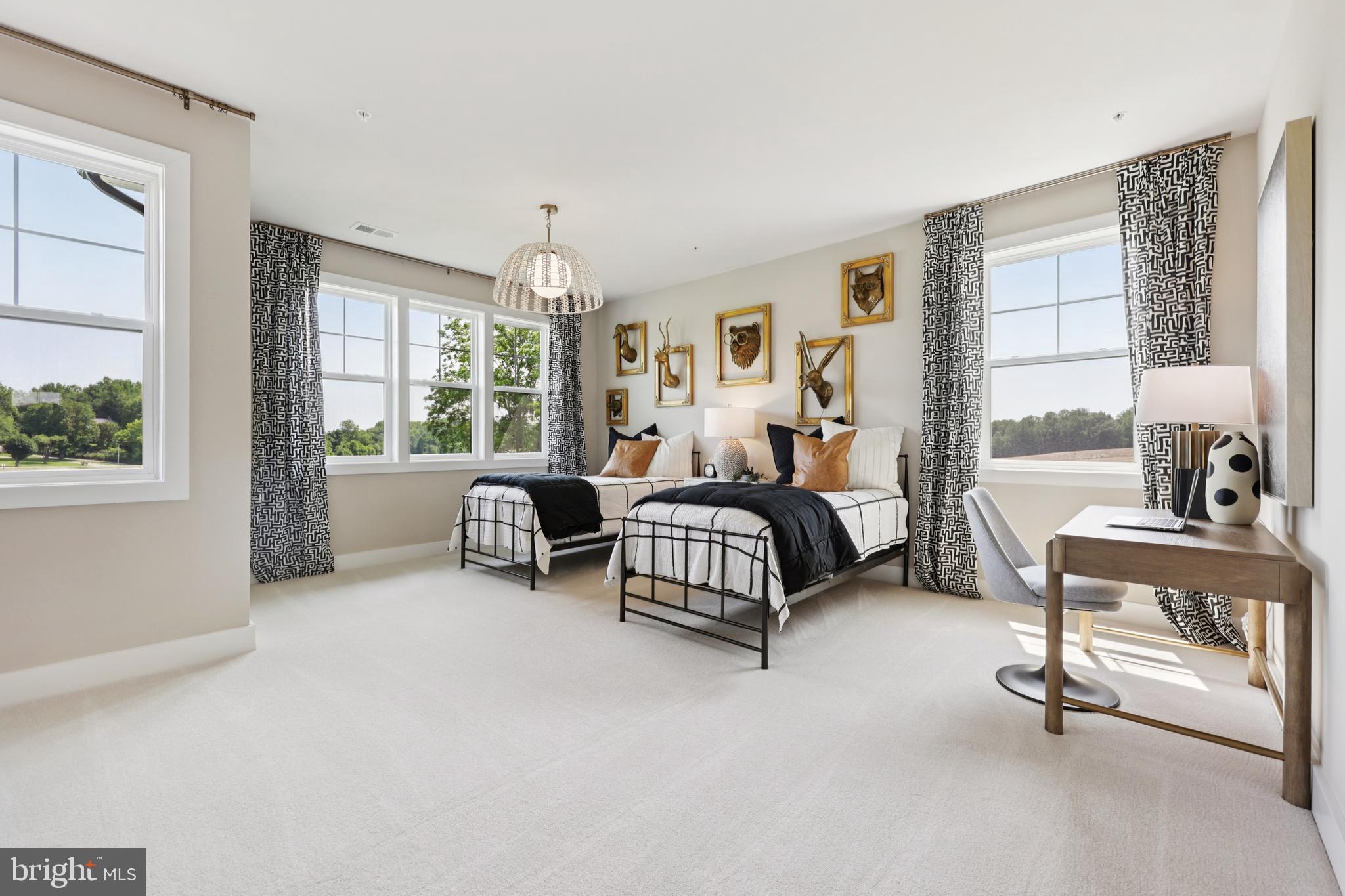 COLLINGWOOD CHASE - Residential