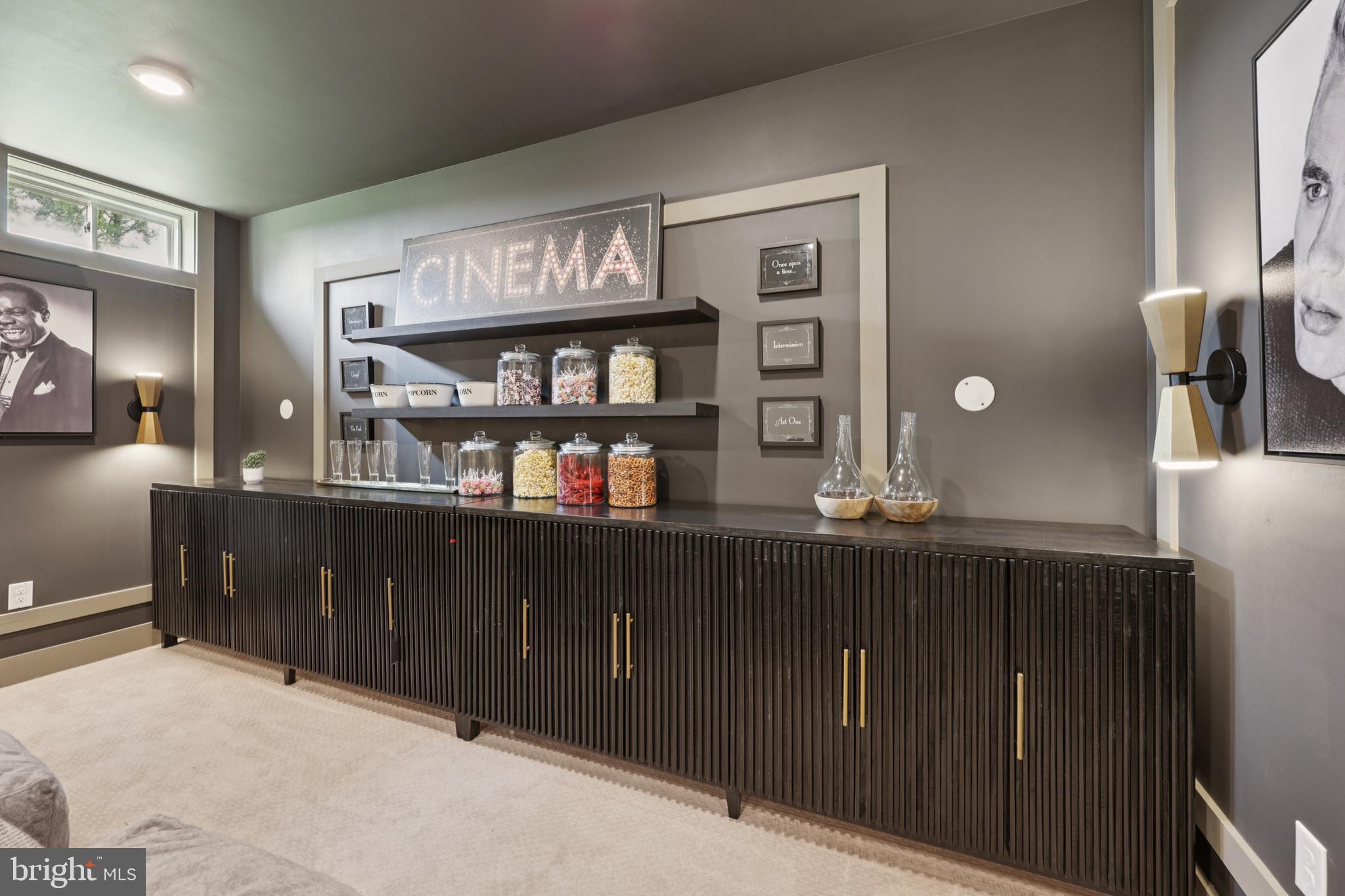 COLLINGWOOD CHASE - Residential