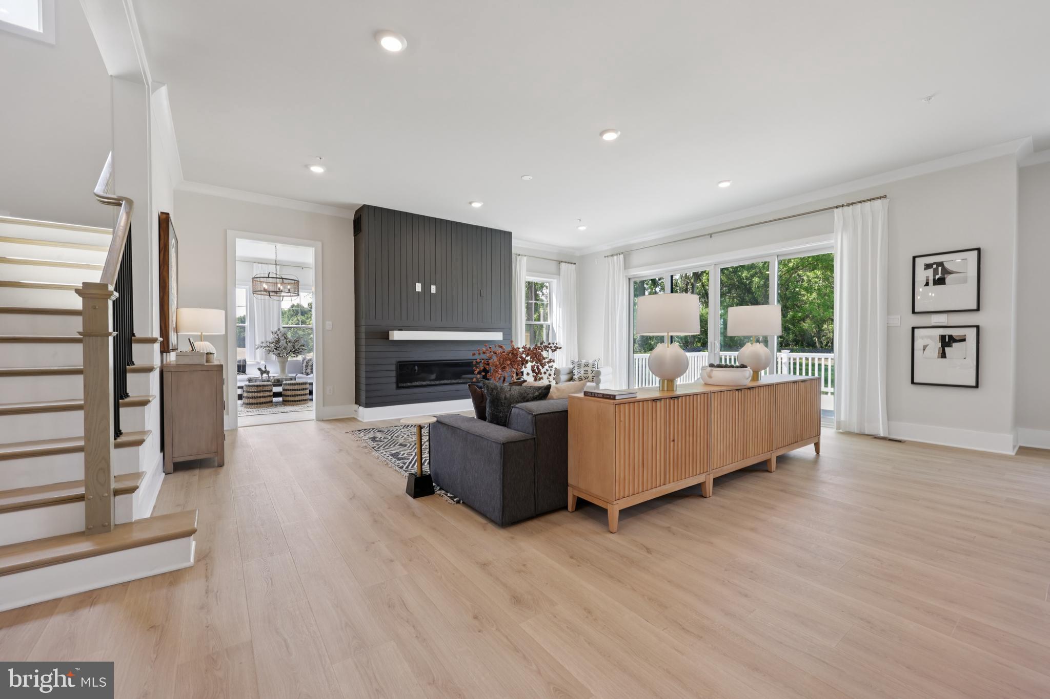 8264 COLLING MANOR COURT