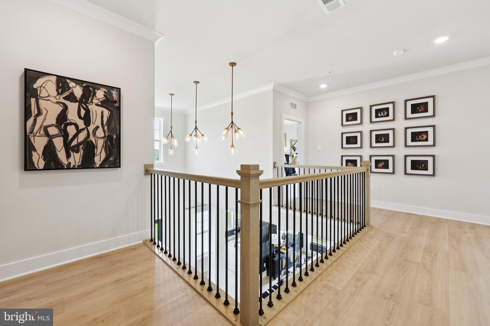 COLLINGWOOD CHASE - Residential