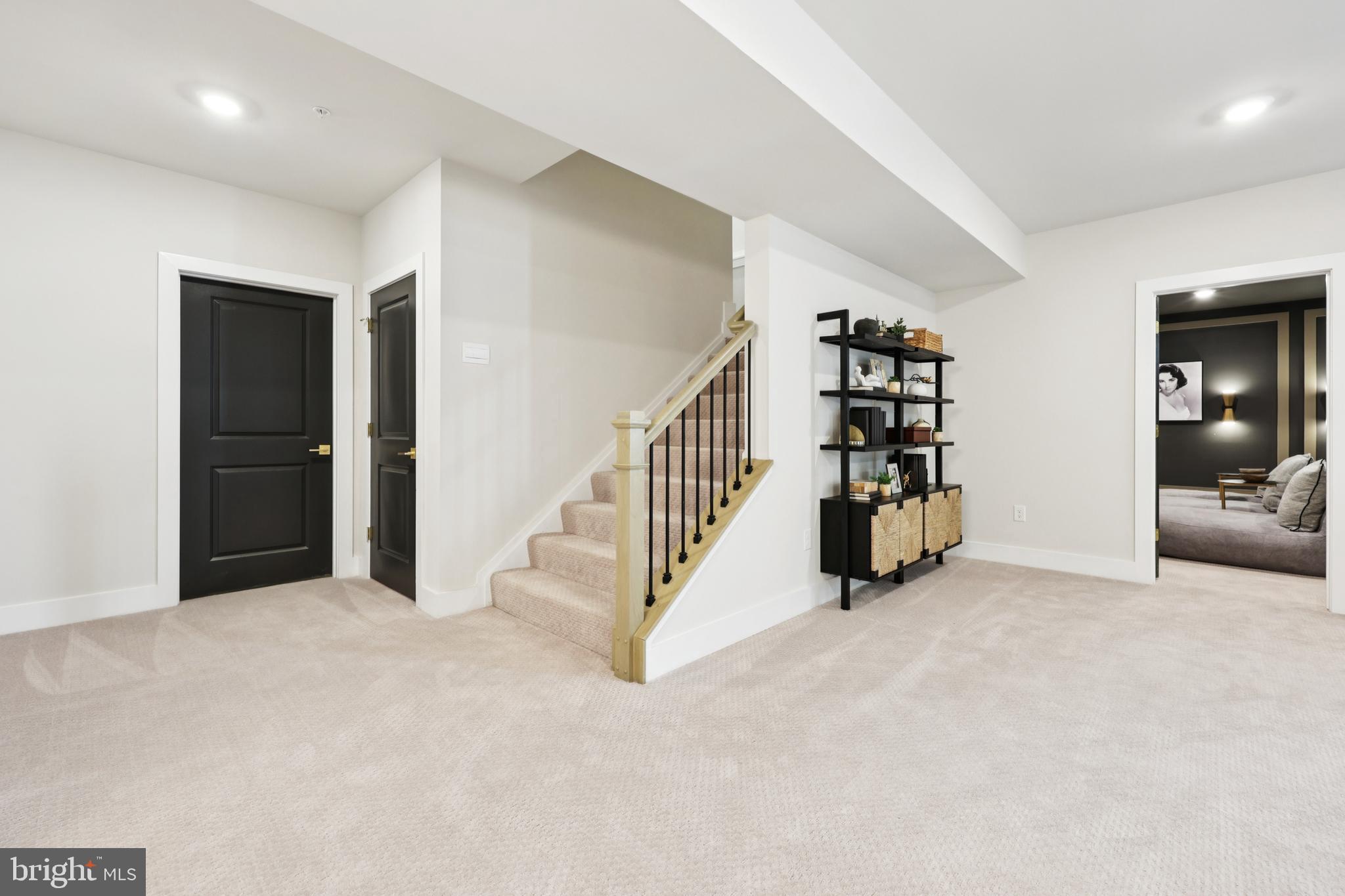 COLLINGWOOD CHASE - Residential