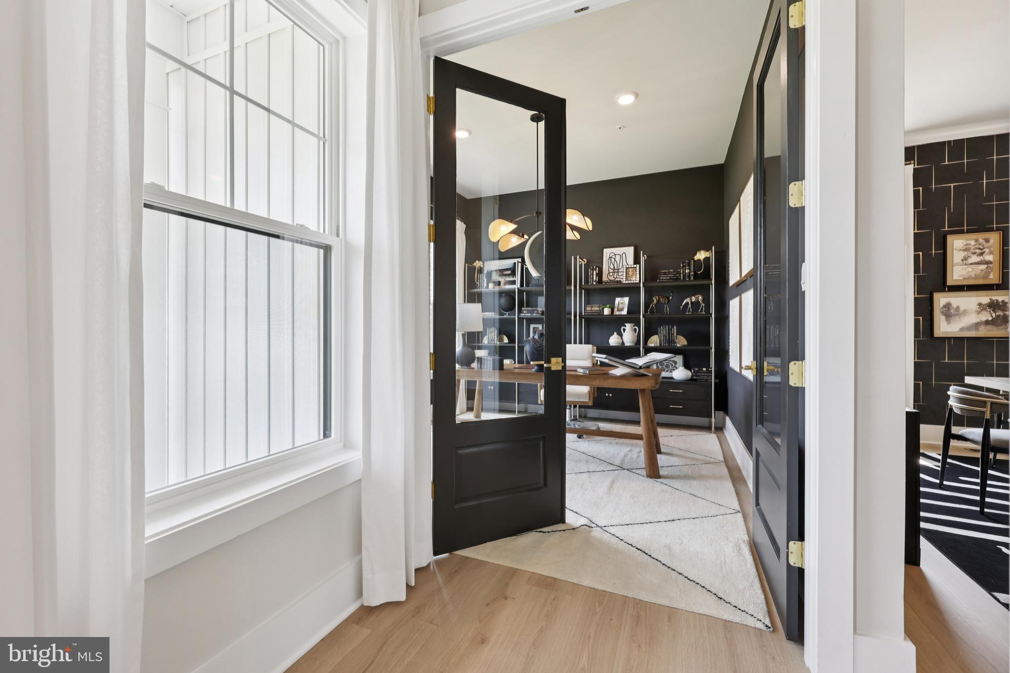 COLLINGWOOD CHASE - Residential