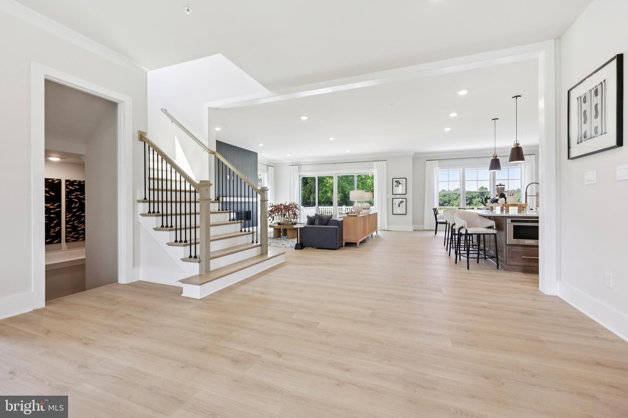 COLLINGWOOD CHASE - Residential