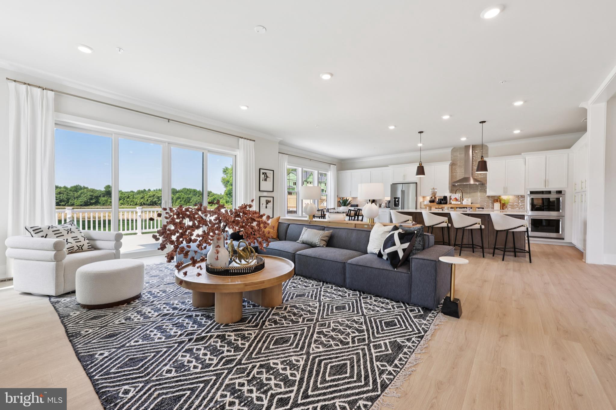 COLLINGWOOD CHASE - Residential