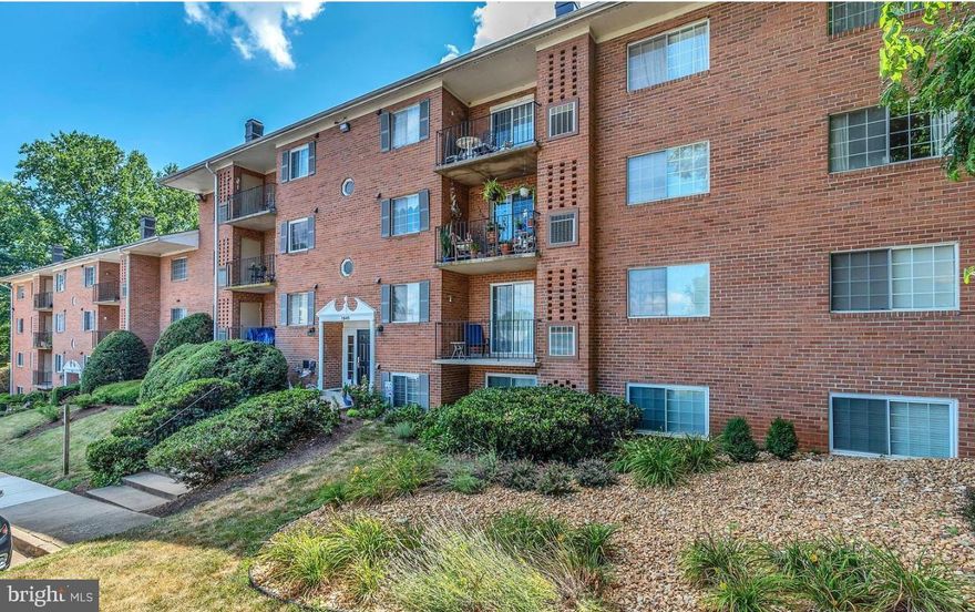 Welcome to 1543 Colonial Dr #T2, a beautifully maintained 2-bedroom, 1.5-bath condo located just steps from the Historic Occoquan waterfront. This charming ground-level unit features some fresh paint, updated fixtures, and modern finishes throughout. The spacious living and dining areas open to a private rear patio that backs to a serene open common area with mature trees, offering peaceful views and added privacy—making this one of the most desirable units in the community. The kitchen is well-equipped, and the home includes a convenient customized combo washer/dryer. Enjoy the perfect blend of comfort, style, and location with easy access to shopping, dining, parks, and commuter routes. Don’t miss this rare rental opportunity in a sought-after location—schedule your showing today!