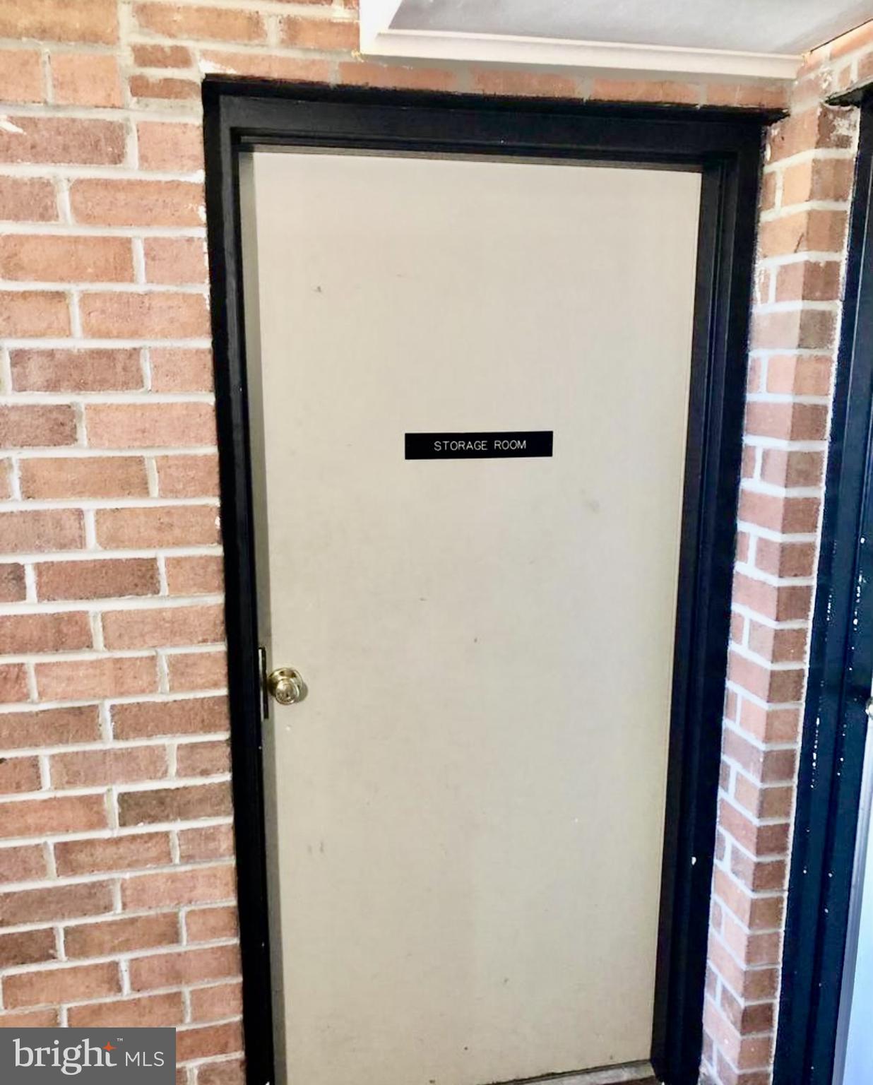 RIVER TERRACE - Residential Lease