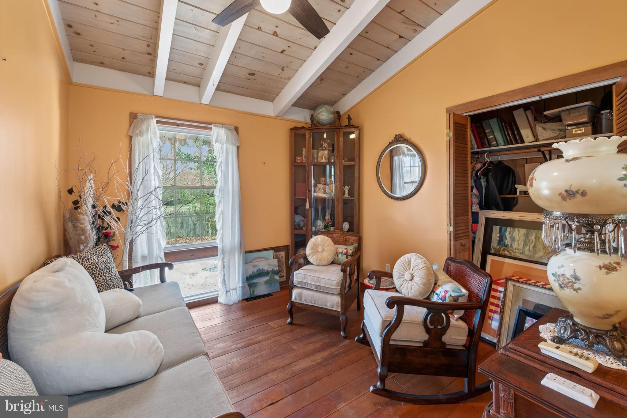 MITCHELL ESTATES - Residential