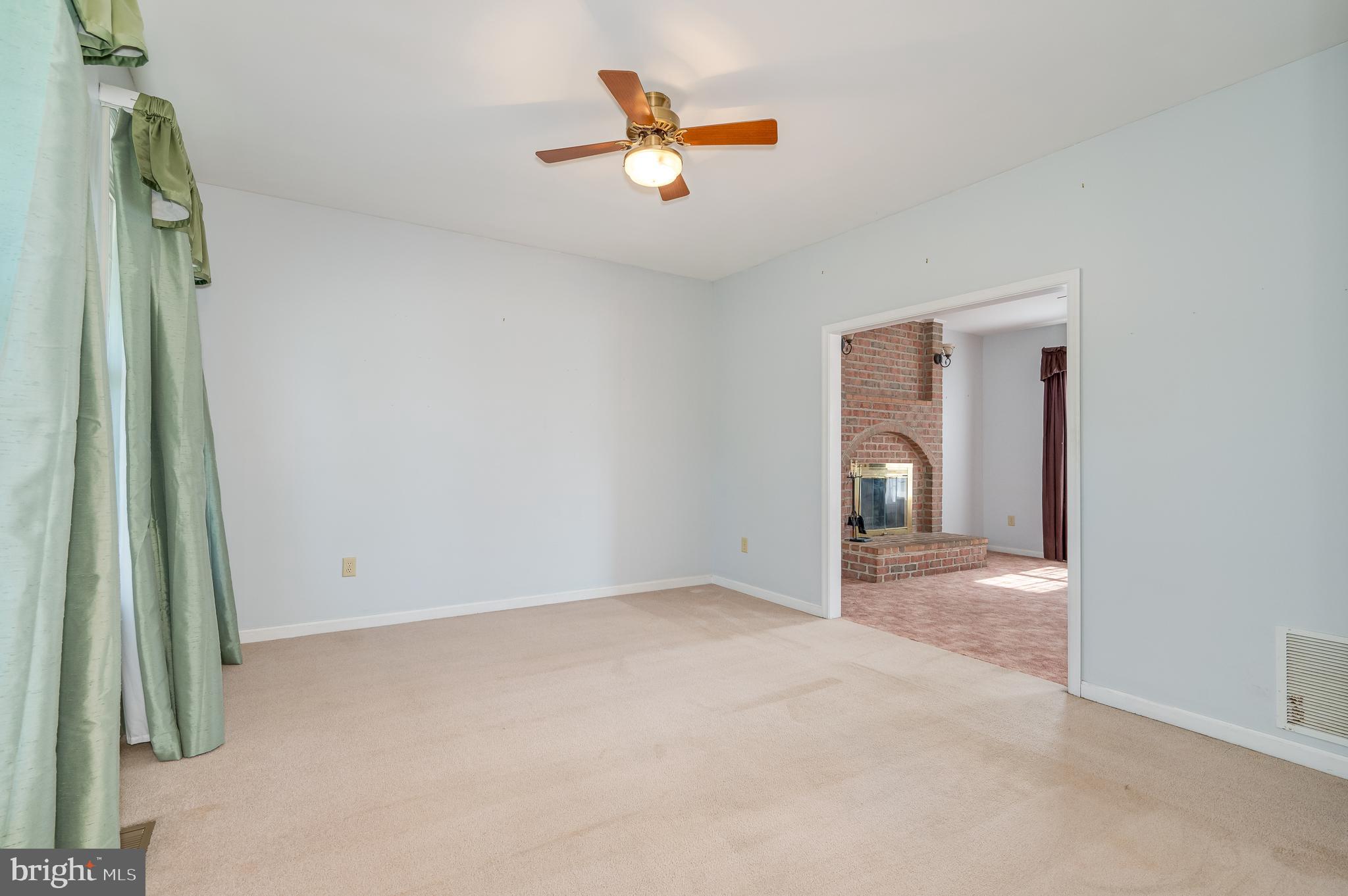 CARRIAGE PARK II - Residential