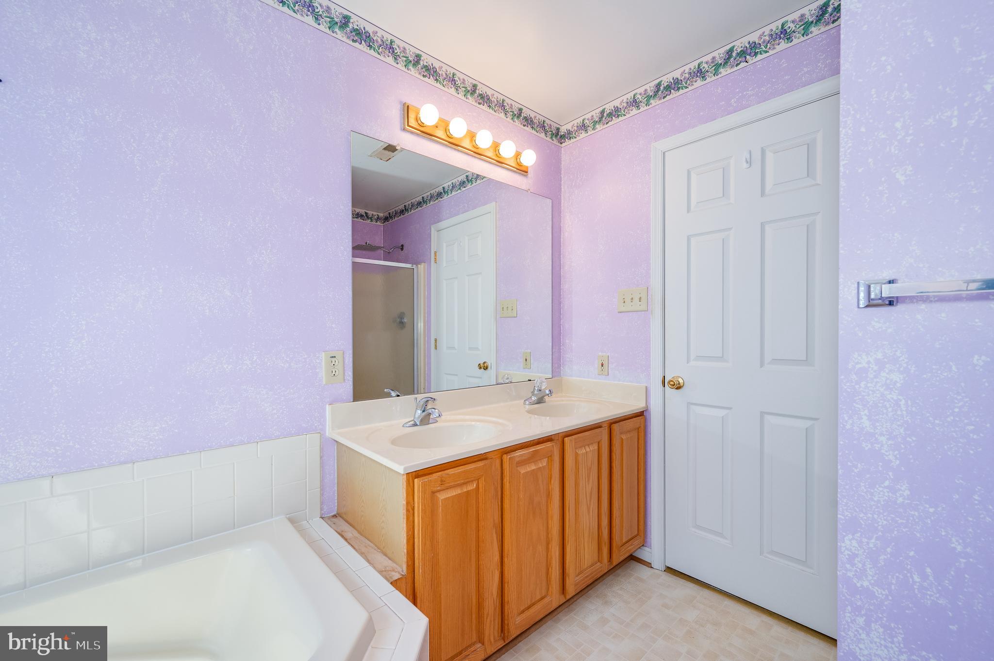 CARRIAGE PARK II - Residential