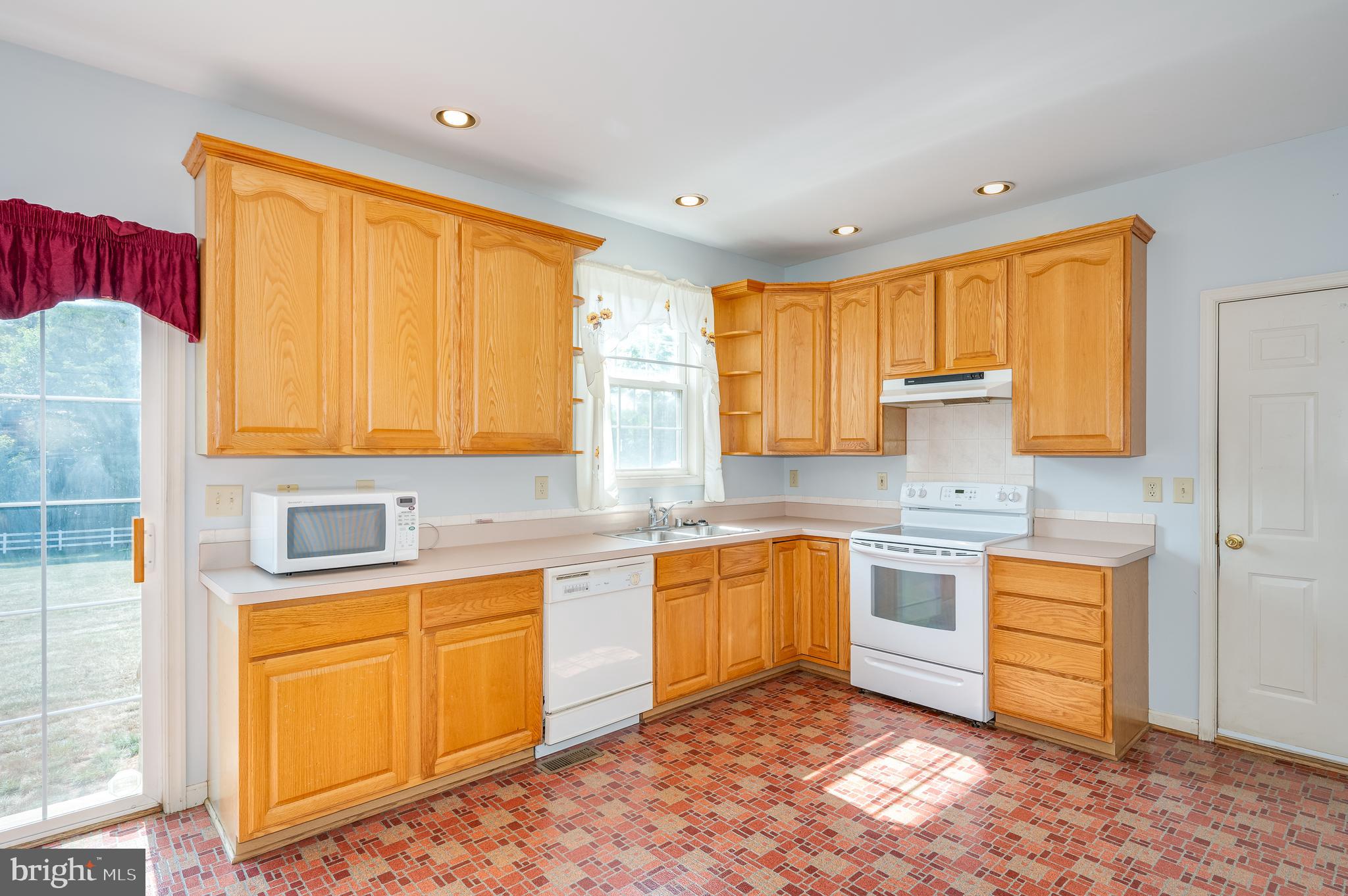 CARRIAGE PARK II - Residential