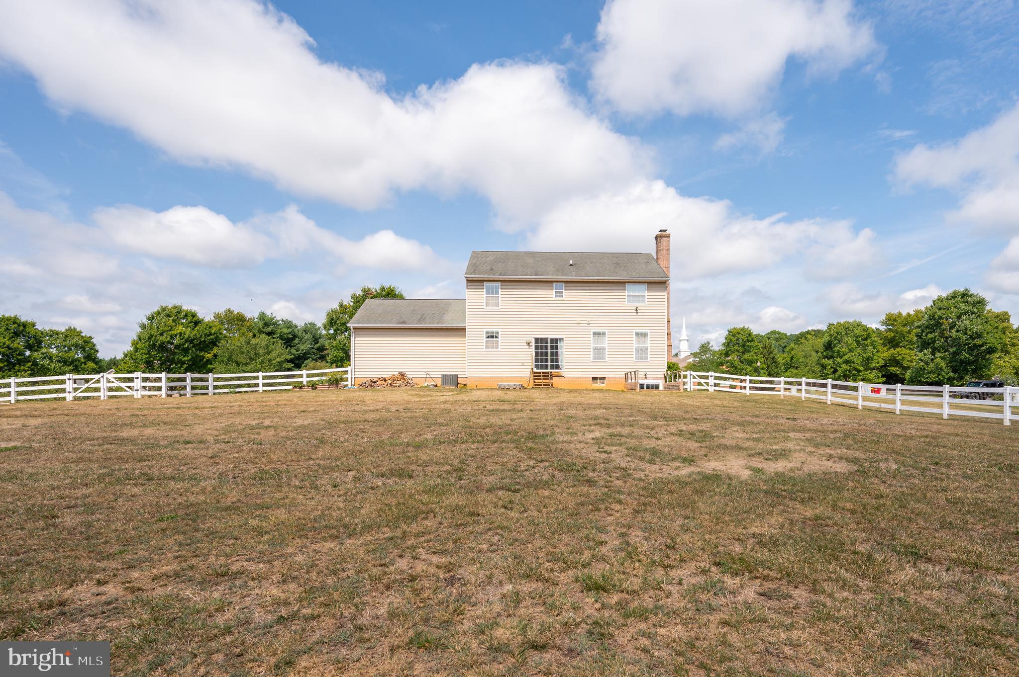 CARRIAGE PARK II - Residential