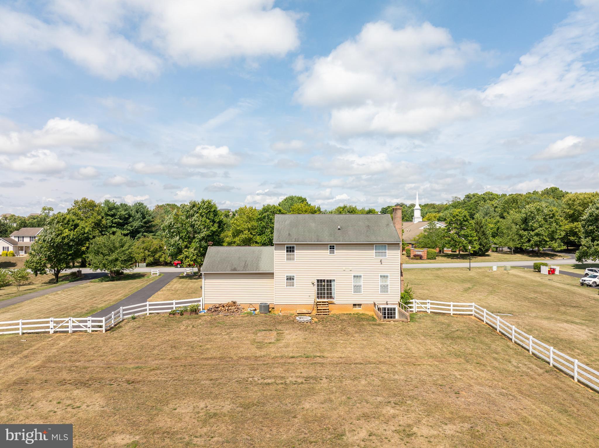 CARRIAGE PARK II - Residential