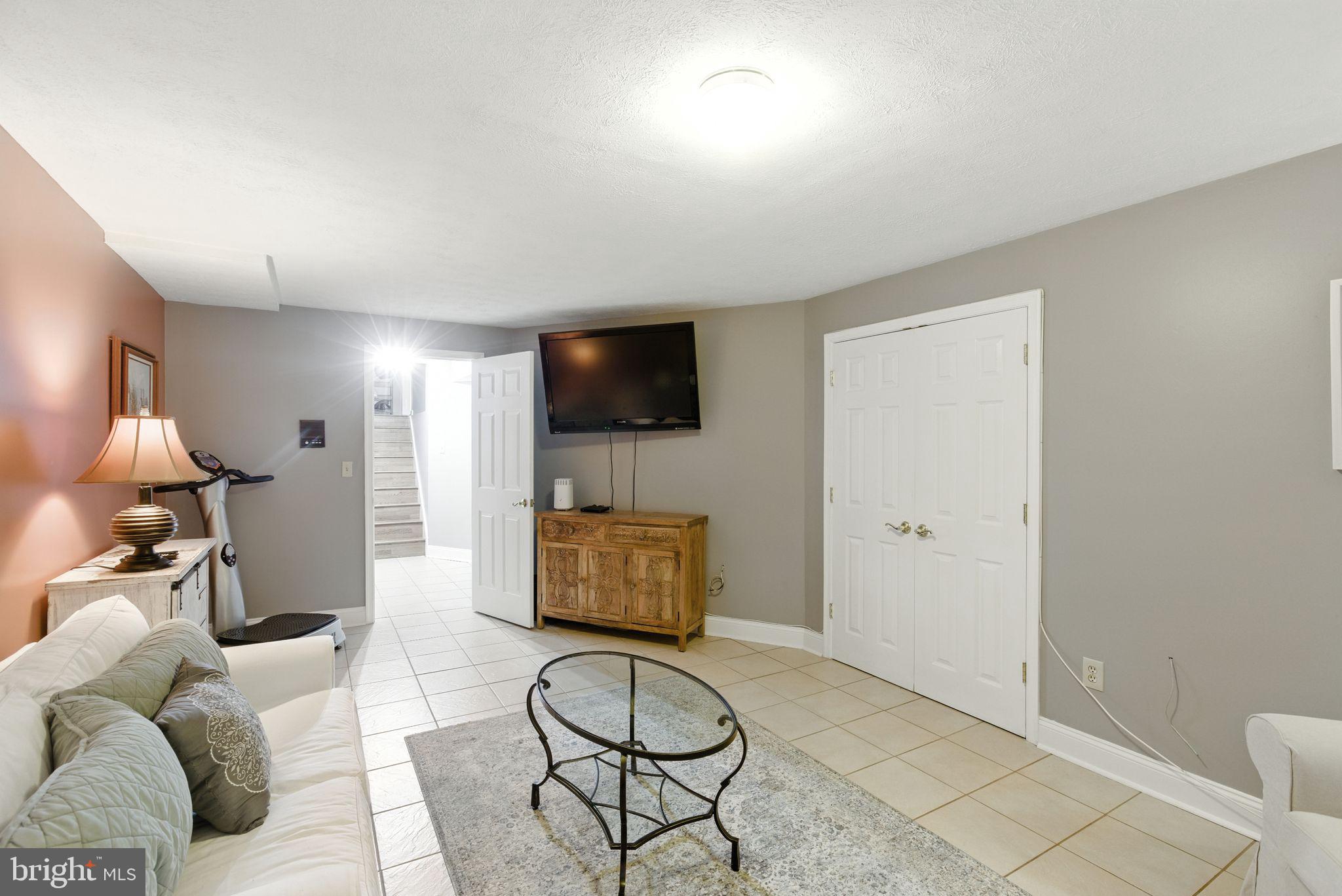 CANTERBURY ESTATES - Residential