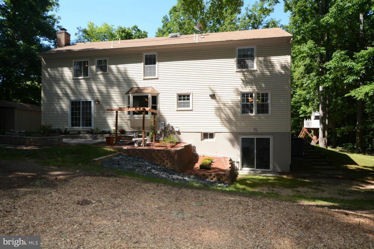 HAMPTONS GROVE - Residential