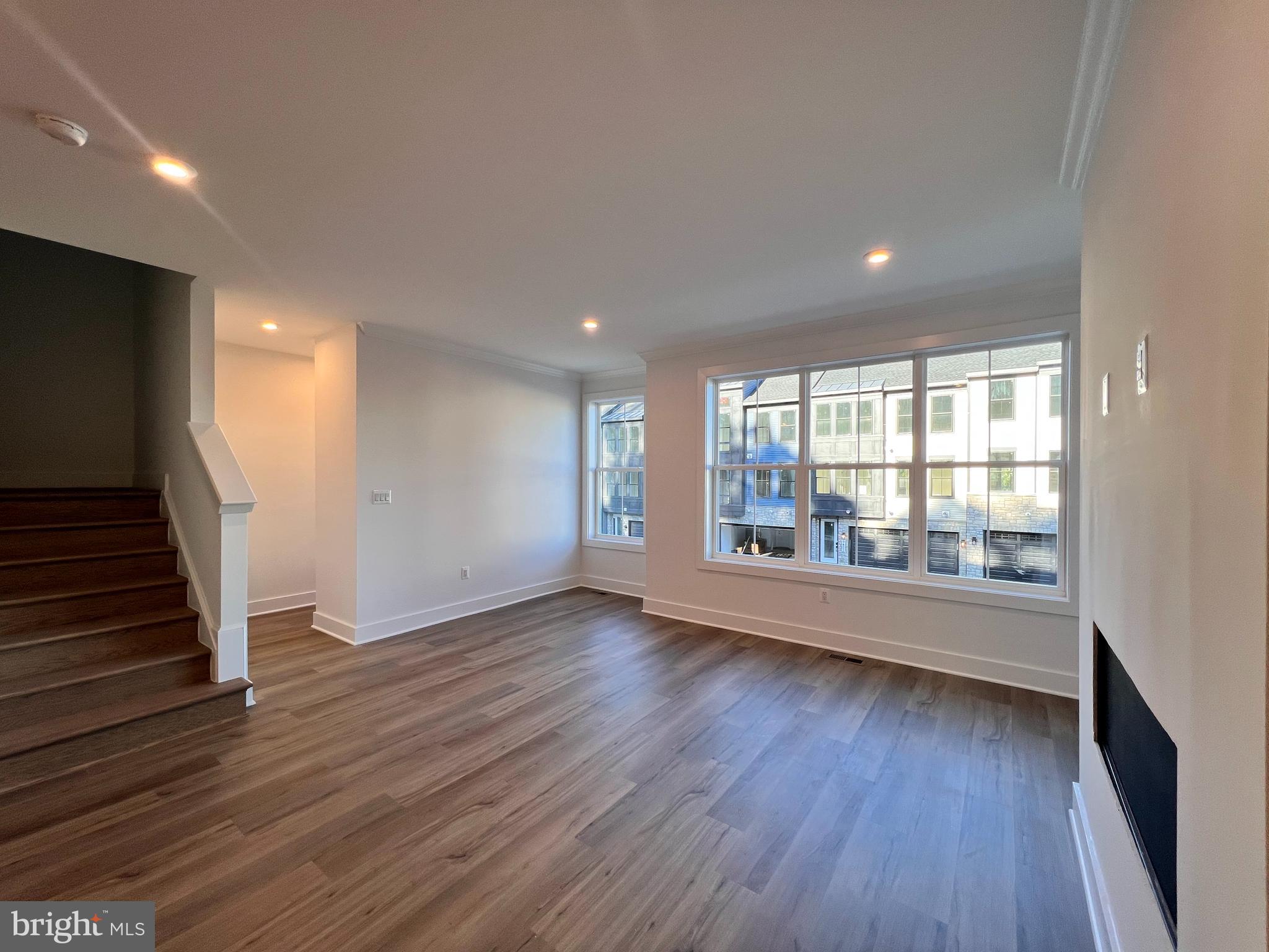 LORTON VALLEY - Residential