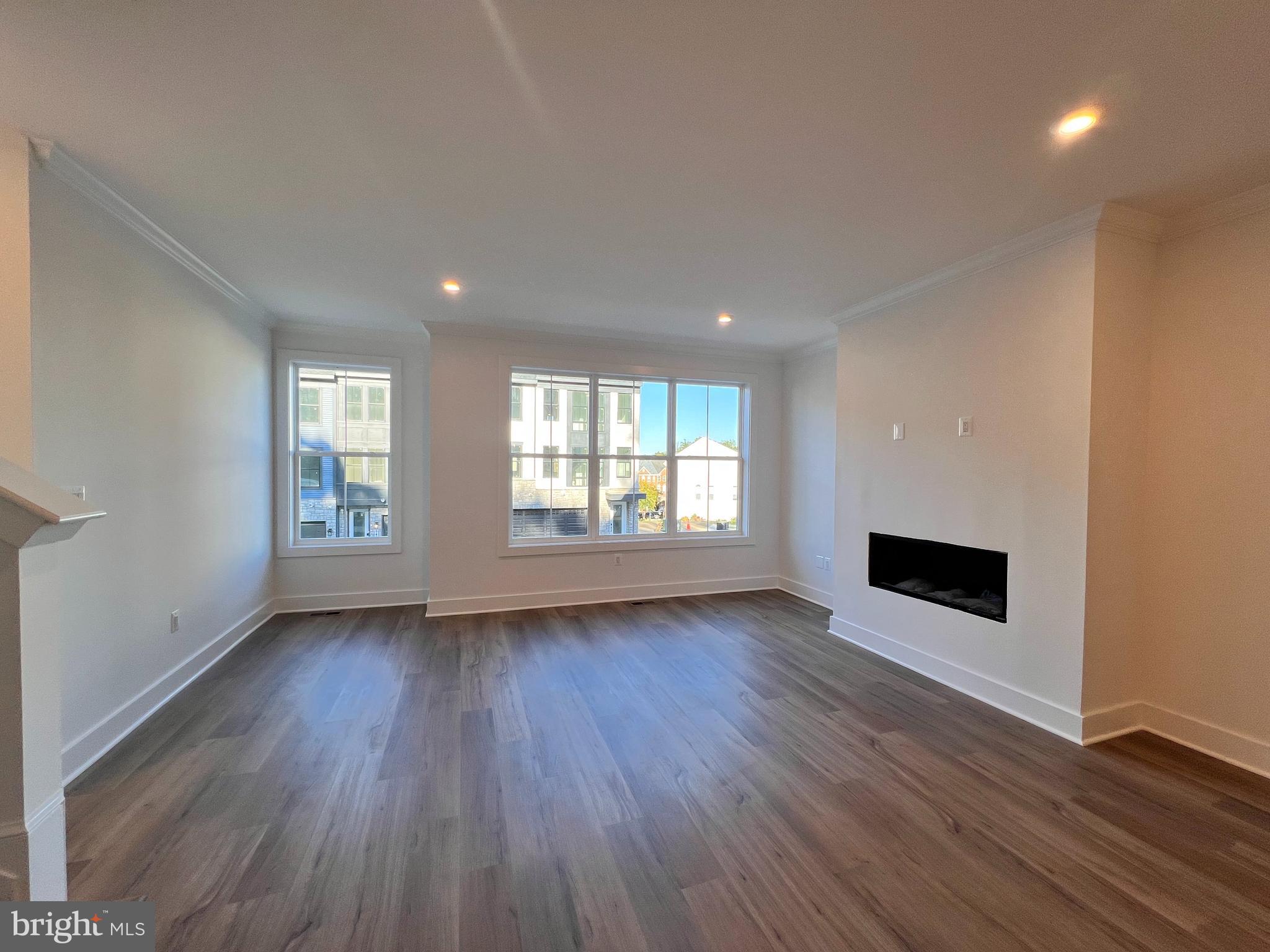 LORTON VALLEY - Residential