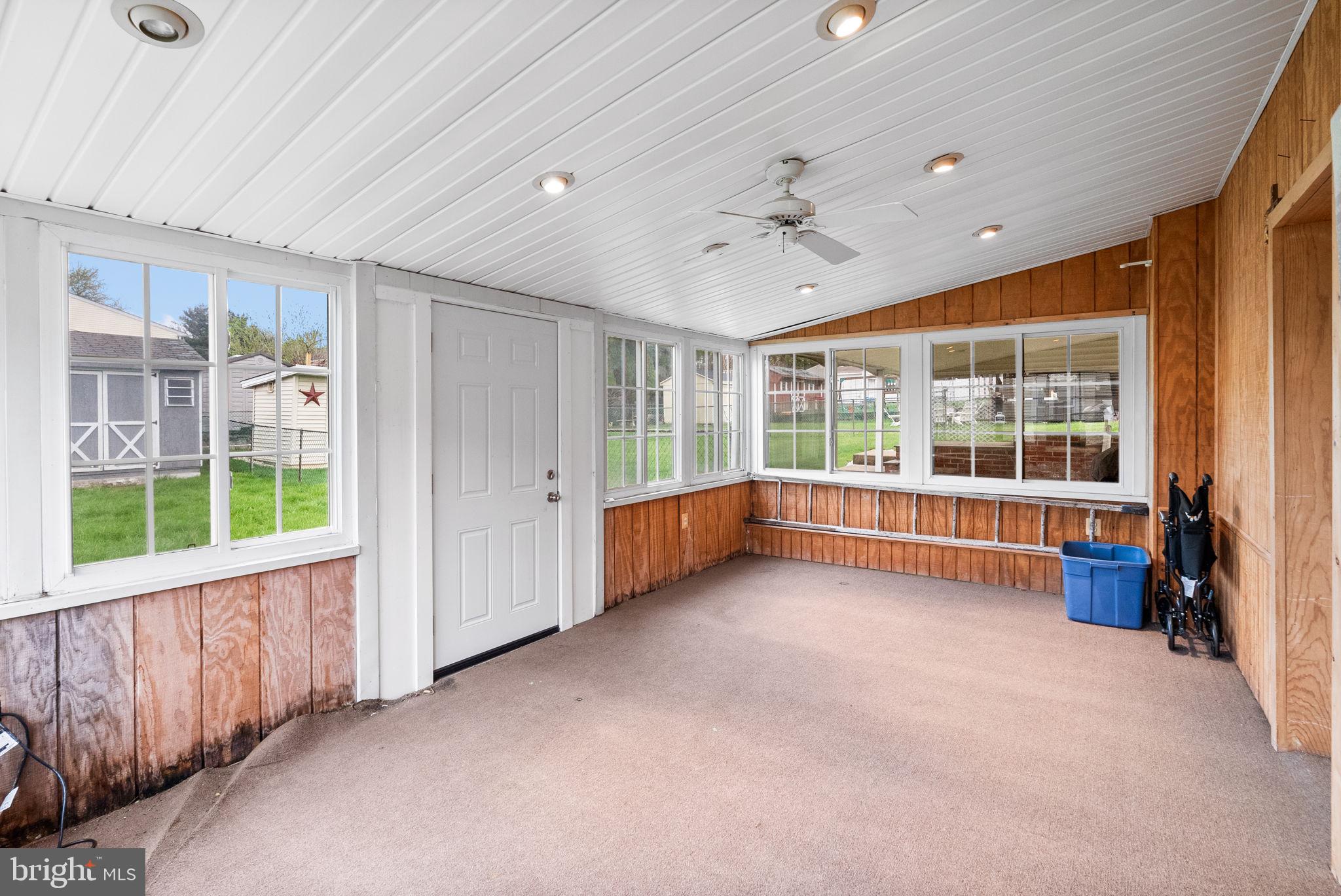 PLYMOUTH PARK - Residential