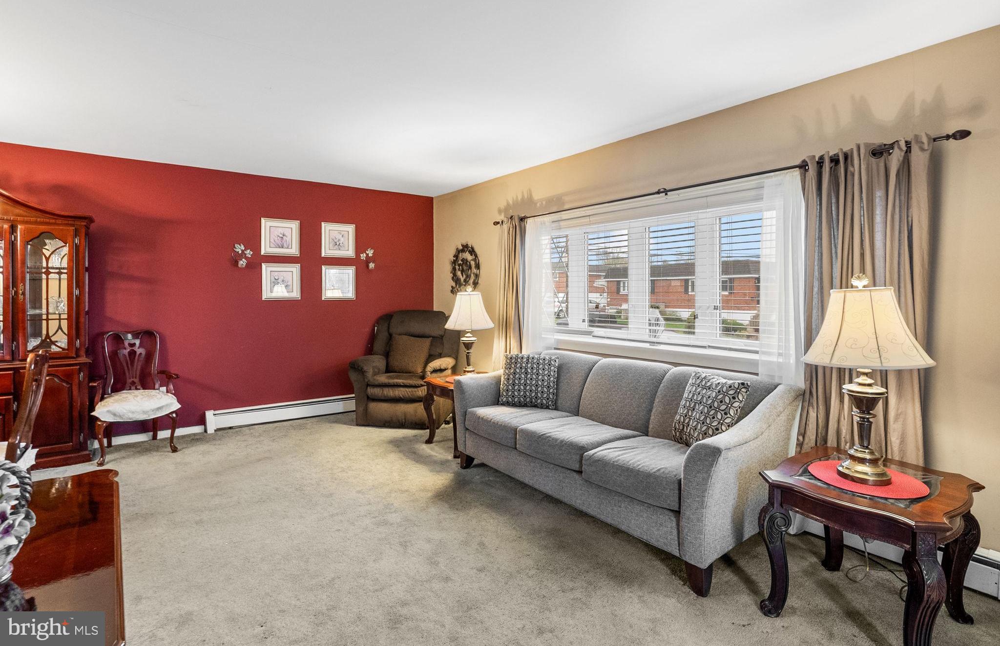 PLYMOUTH PARK - Residential