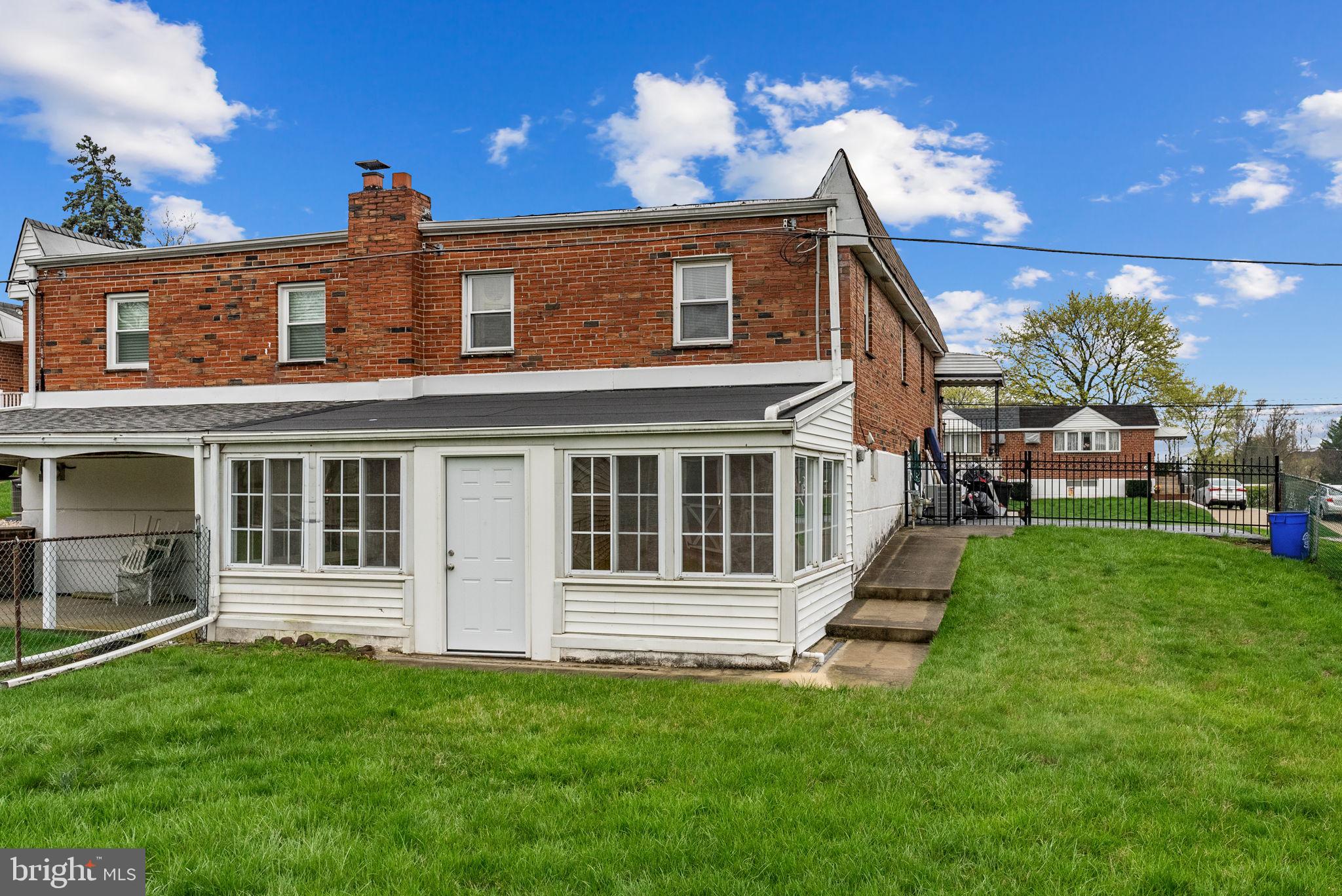 PLYMOUTH PARK - Residential