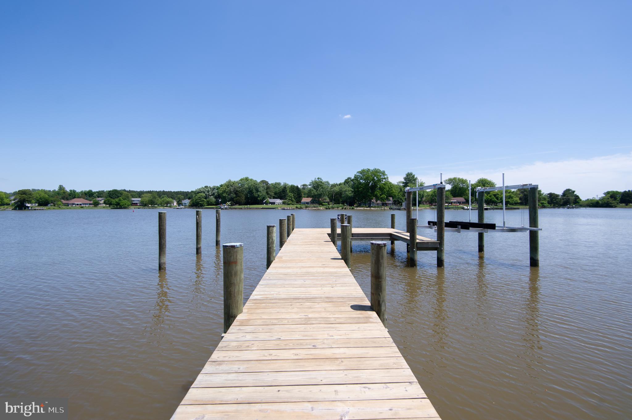 HORNS POINT - Residential