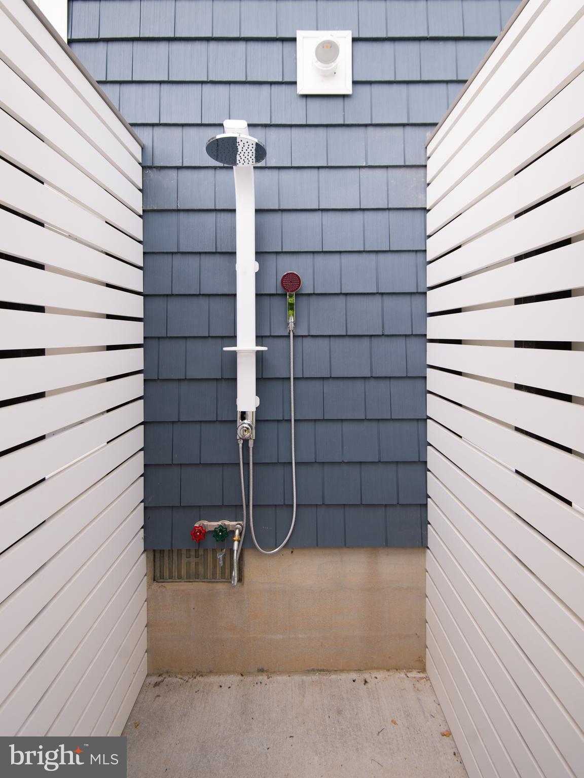 HORNS POINT - Residential