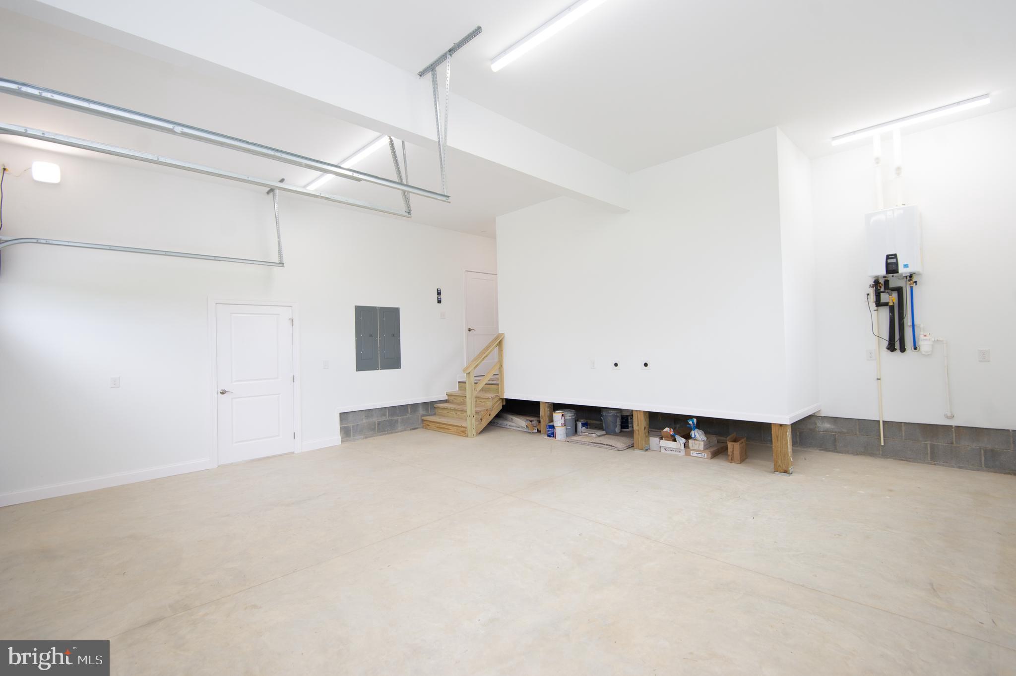 HORNS POINT - Residential