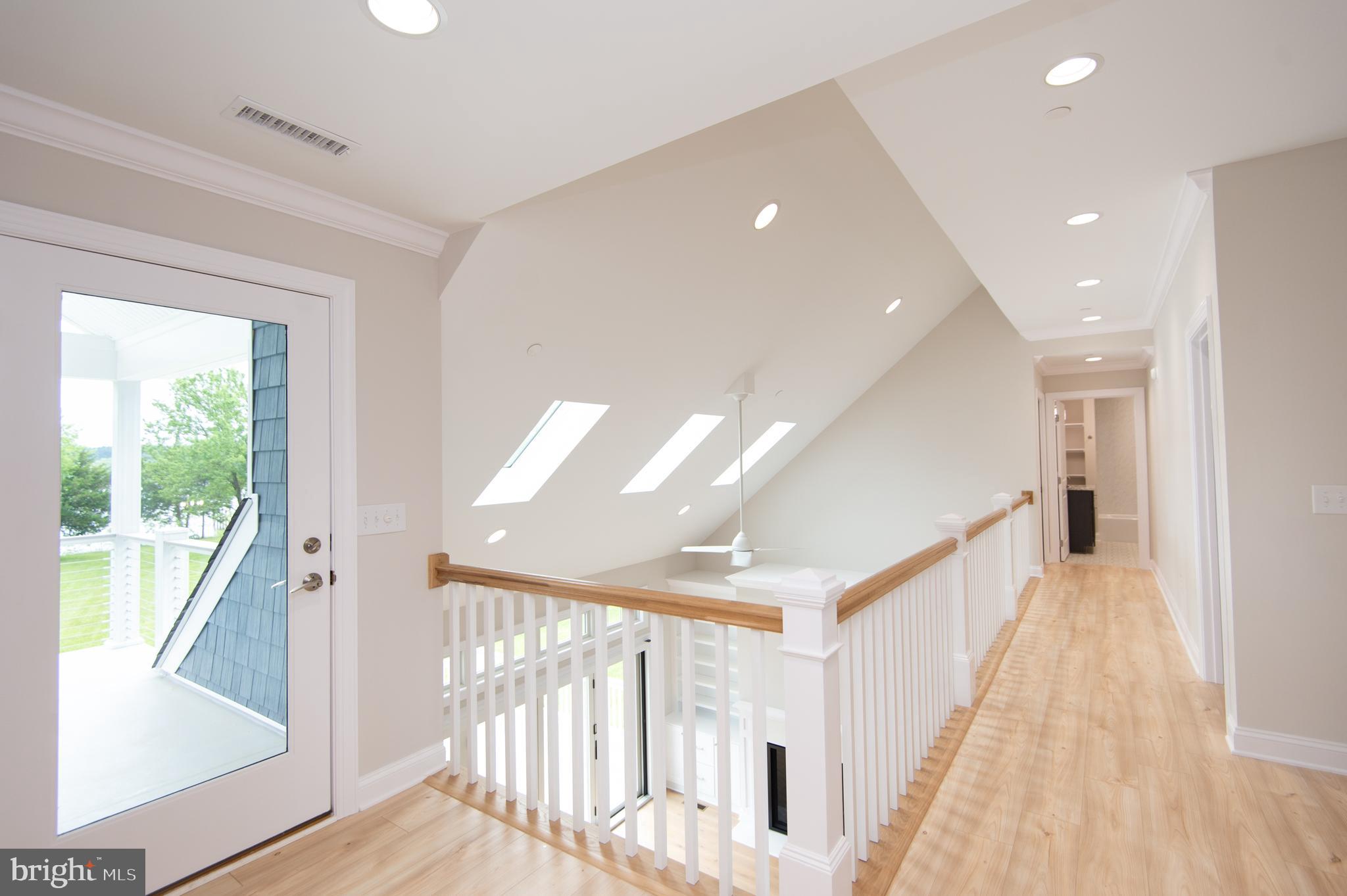 HORNS POINT - Residential