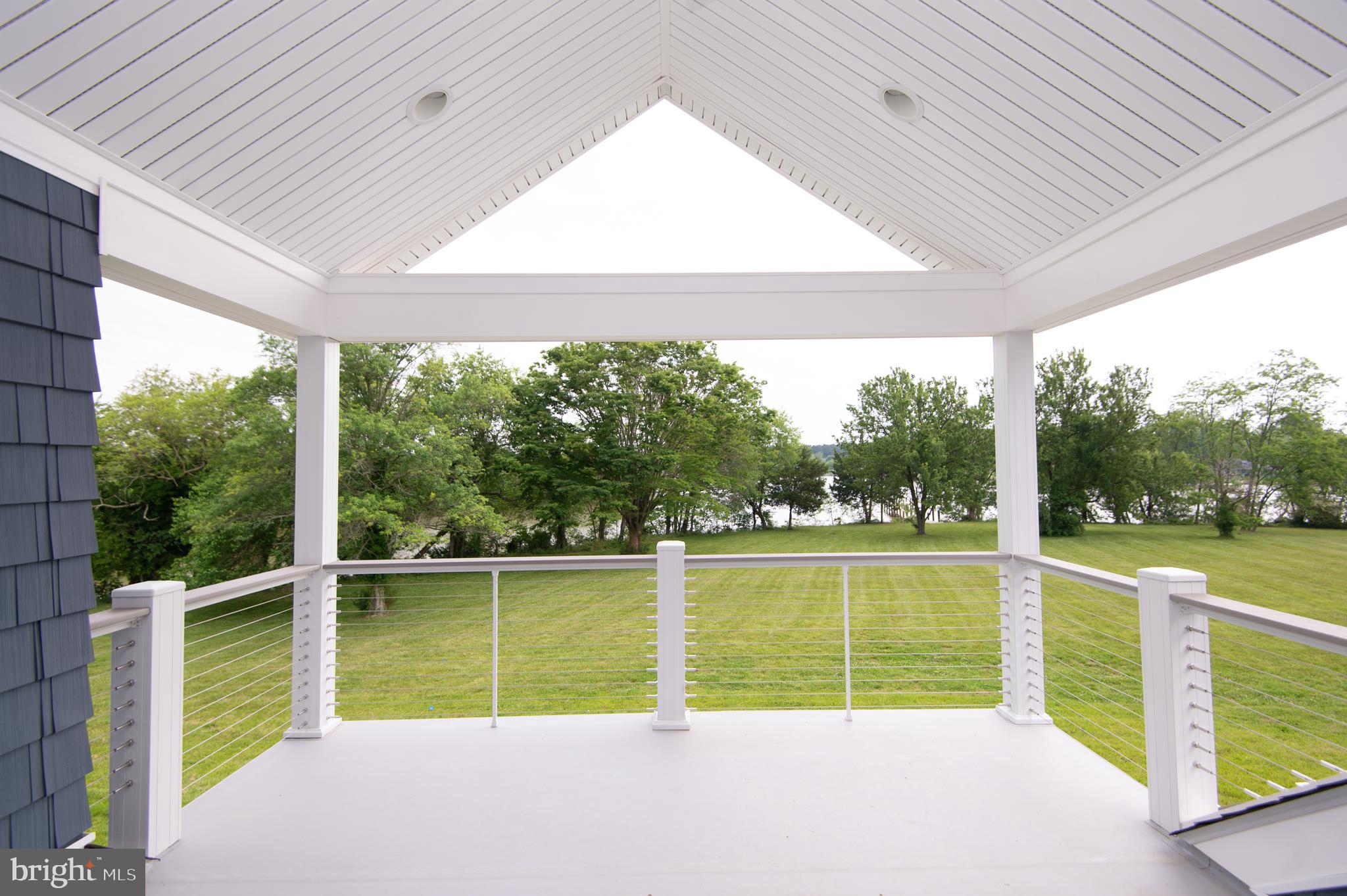 HORNS POINT - Residential