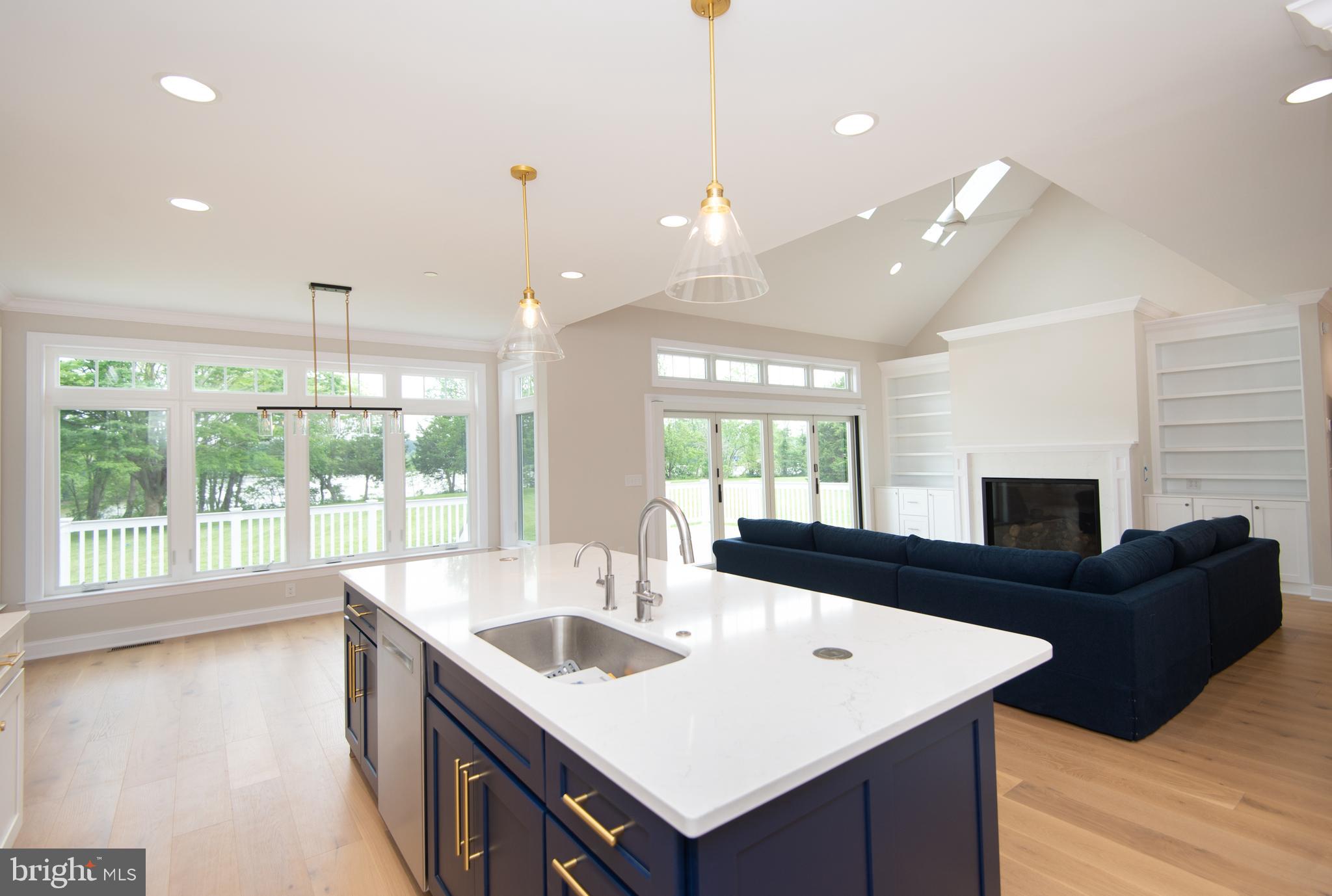 HORNS POINT - Residential